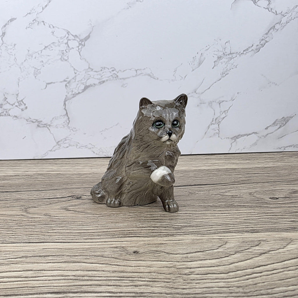 Royal Doulton Persian Cat Figurine | HN2584 Fluffy Grey Cat with White Paw | Vintage English Collectible