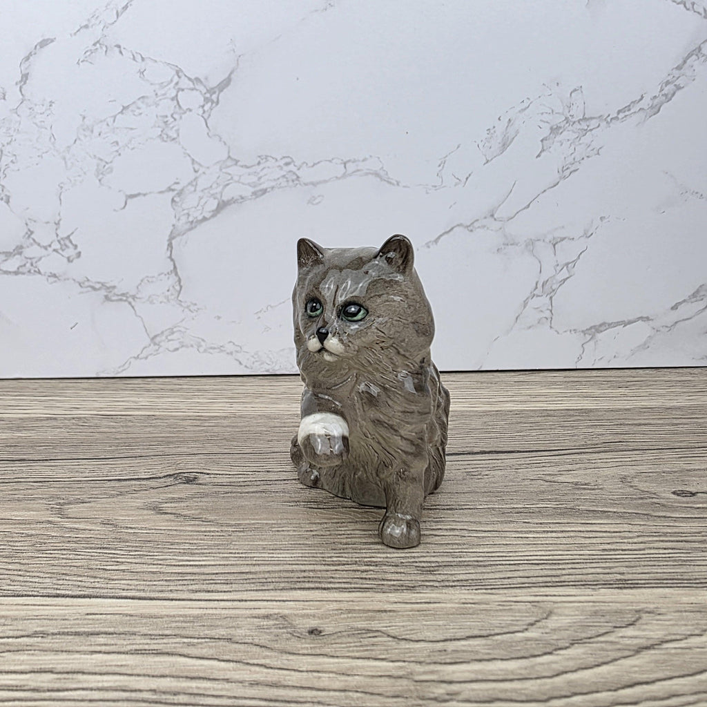 Royal Doulton Persian Cat Figurine | HN2584 Fluffy Grey Cat with White Paw | Vintage English Collectible