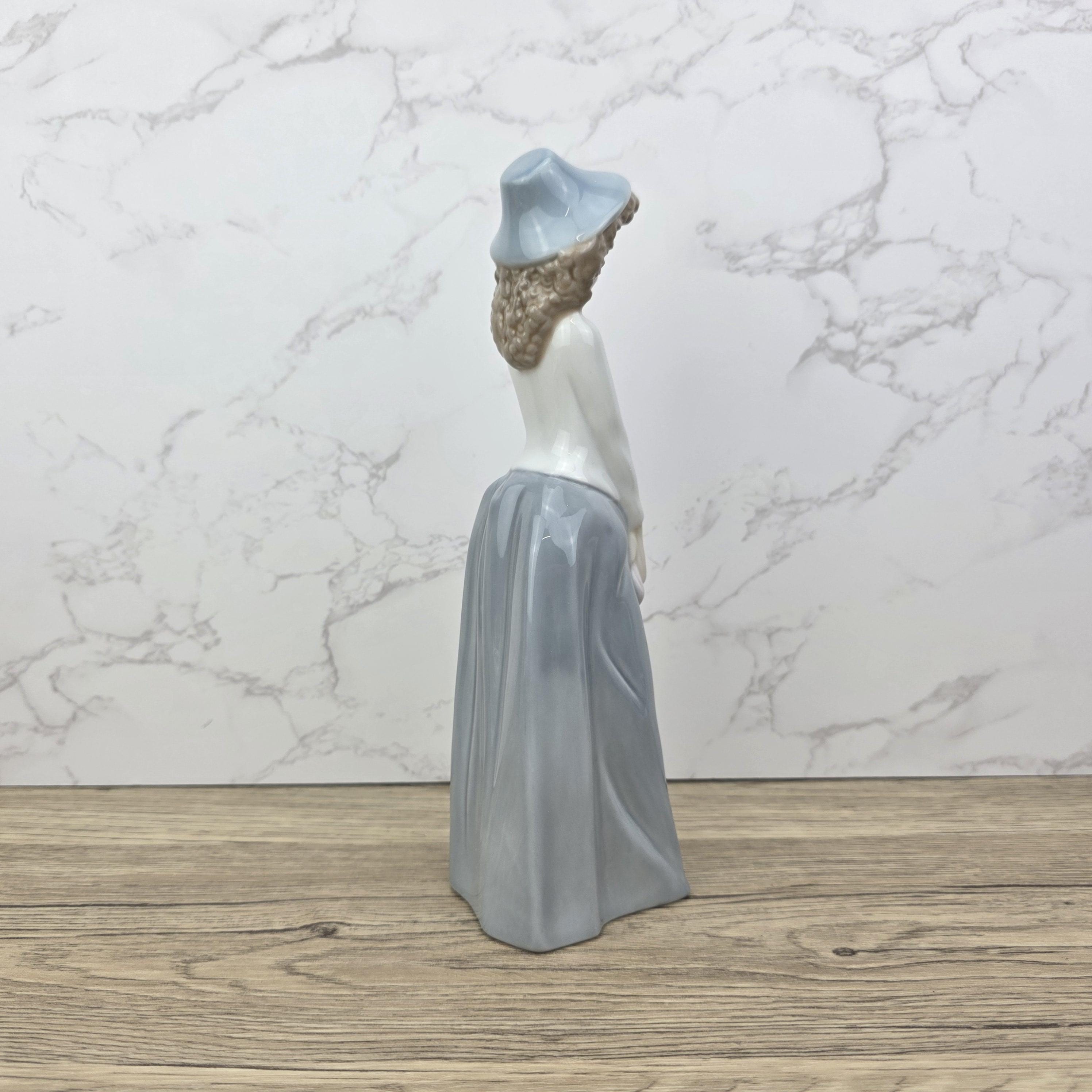 Collectible Vintage NAO by Lladro “Girl with Hat” Porcelain Figurine | Spain 1980s | Handcrafted Glazed