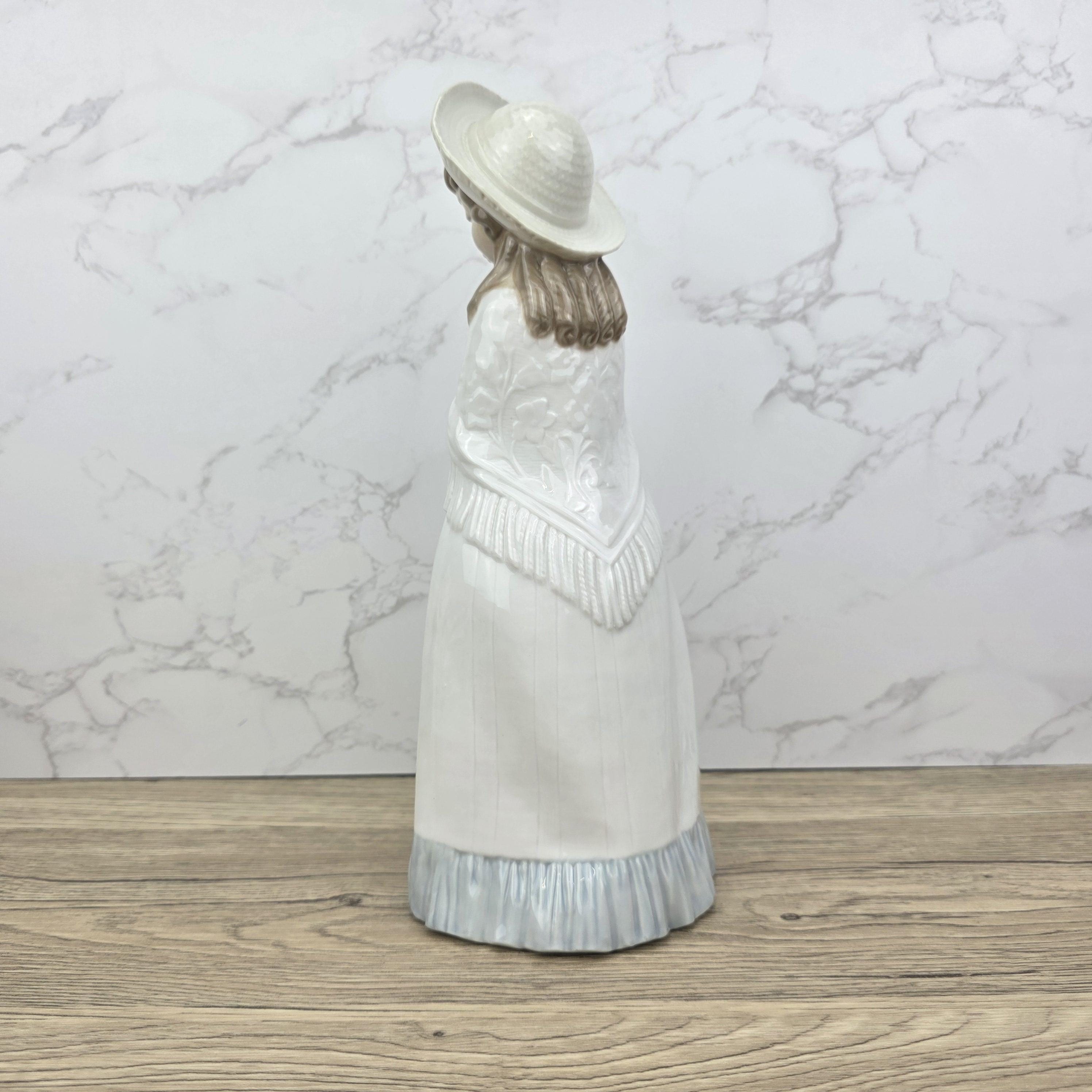 NAO Lladro Porcelain Figurine | Vintage Victorian Girl with Bonnet