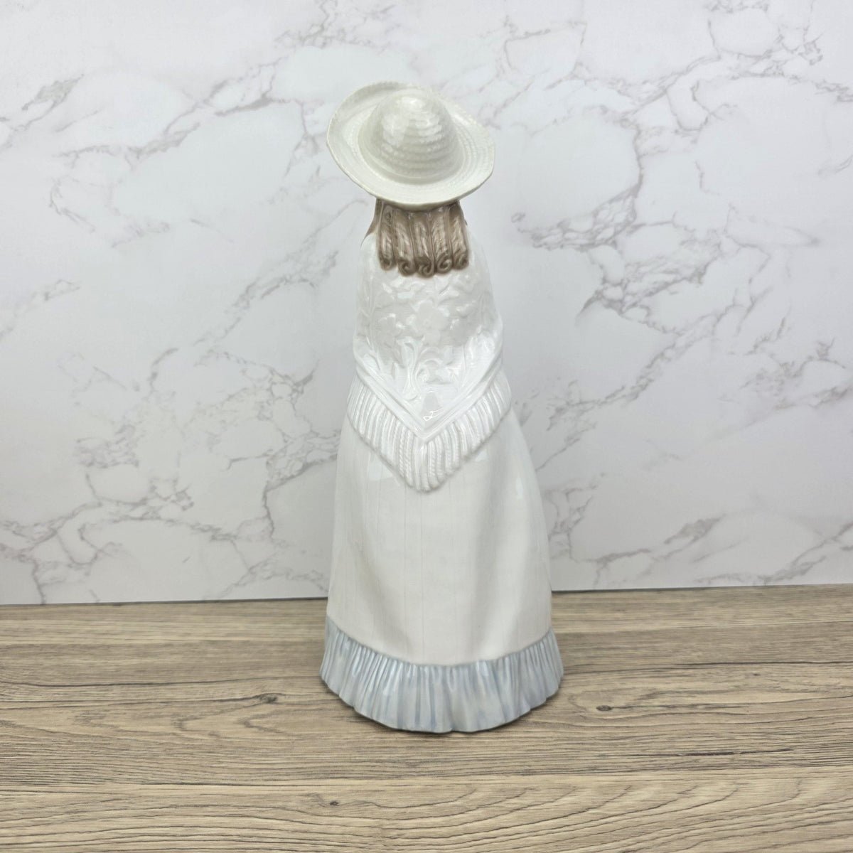 NAO Lladro Porcelain Figurine | Vintage Victorian Girl with Bonnet
