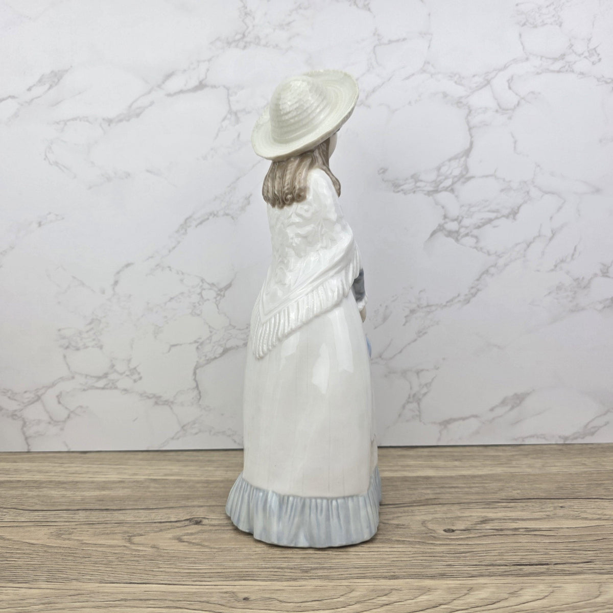 NAO Lladro Porcelain Figurine | Vintage Victorian Girl with Bonnet