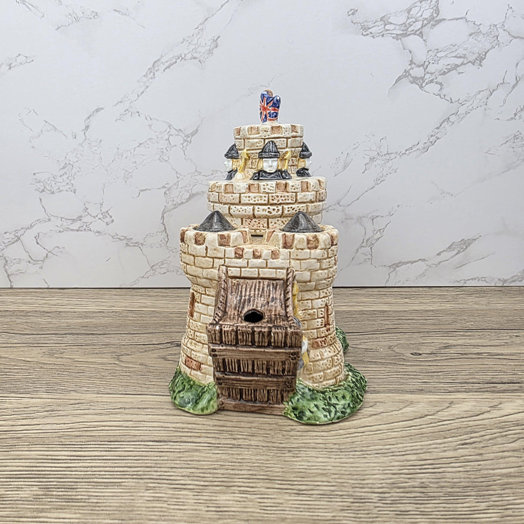 Leonardo Castle Teapot | Vintage British Knight Ceramic TeaPot | Collectible Pottery | Medieval Decor Union Jack