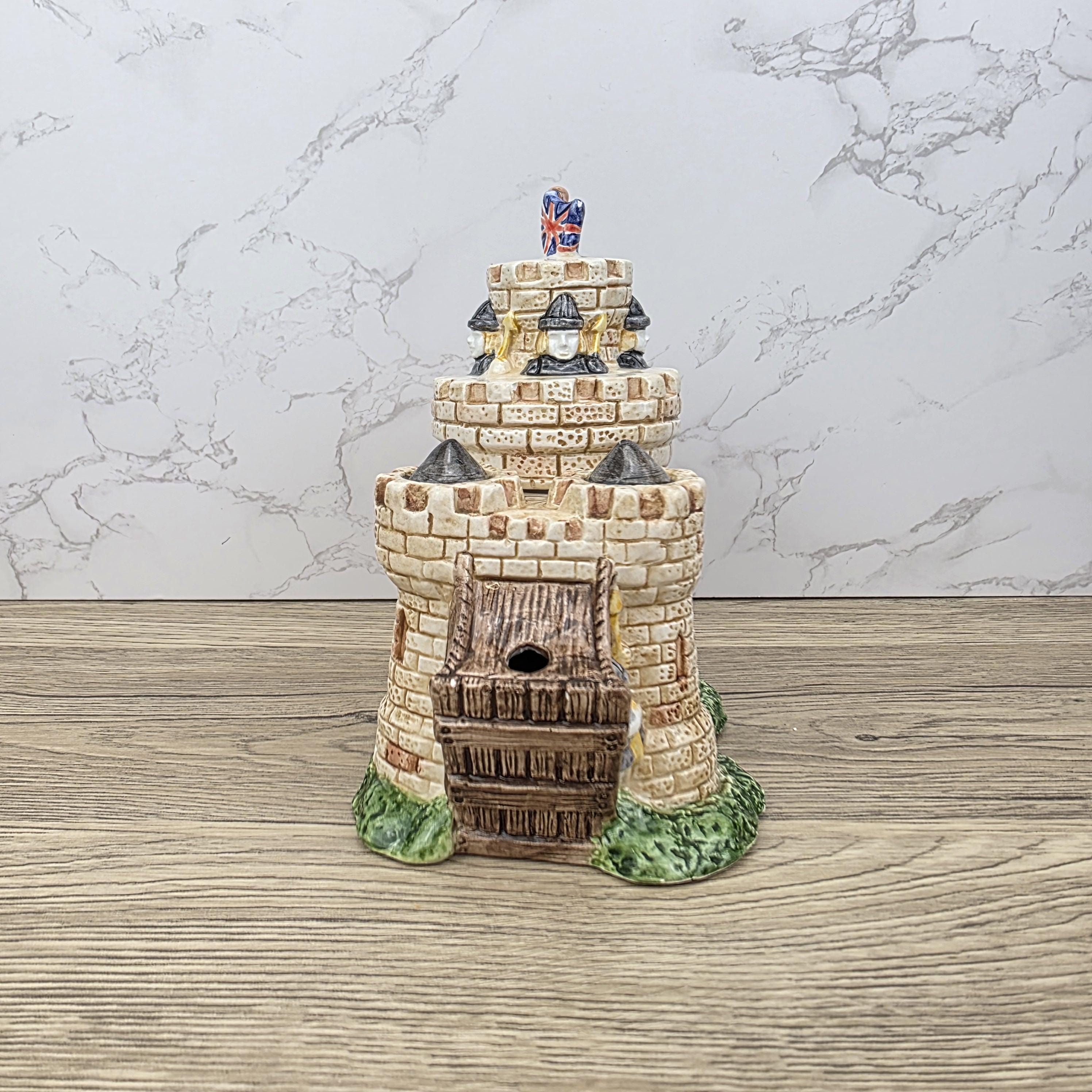 Leonardo Castle Teapot | Vintage British Knight Ceramic TeaPot | Collectible Pottery | Medieval Decor Union Jack