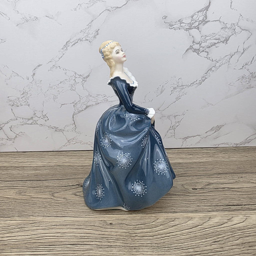 Royal Doulton “Fragrance” HN2334 Figurine English Bone China Lady | Vintage Collectible | Hand-Painted Porcelain Figure