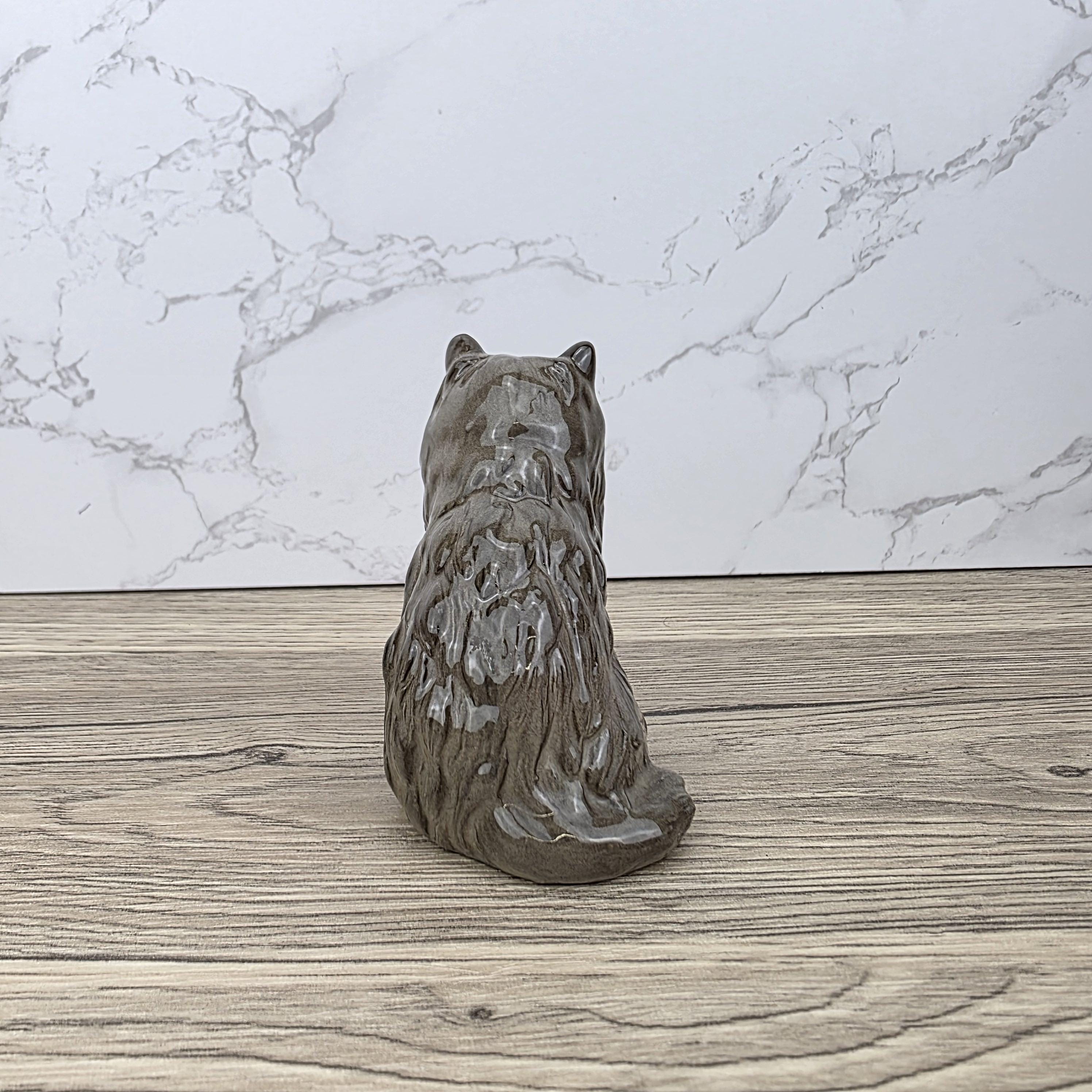 Royal Doulton Persian Cat Figurine | HN2584 Fluffy Grey Cat with White Paw | Vintage English Collectible