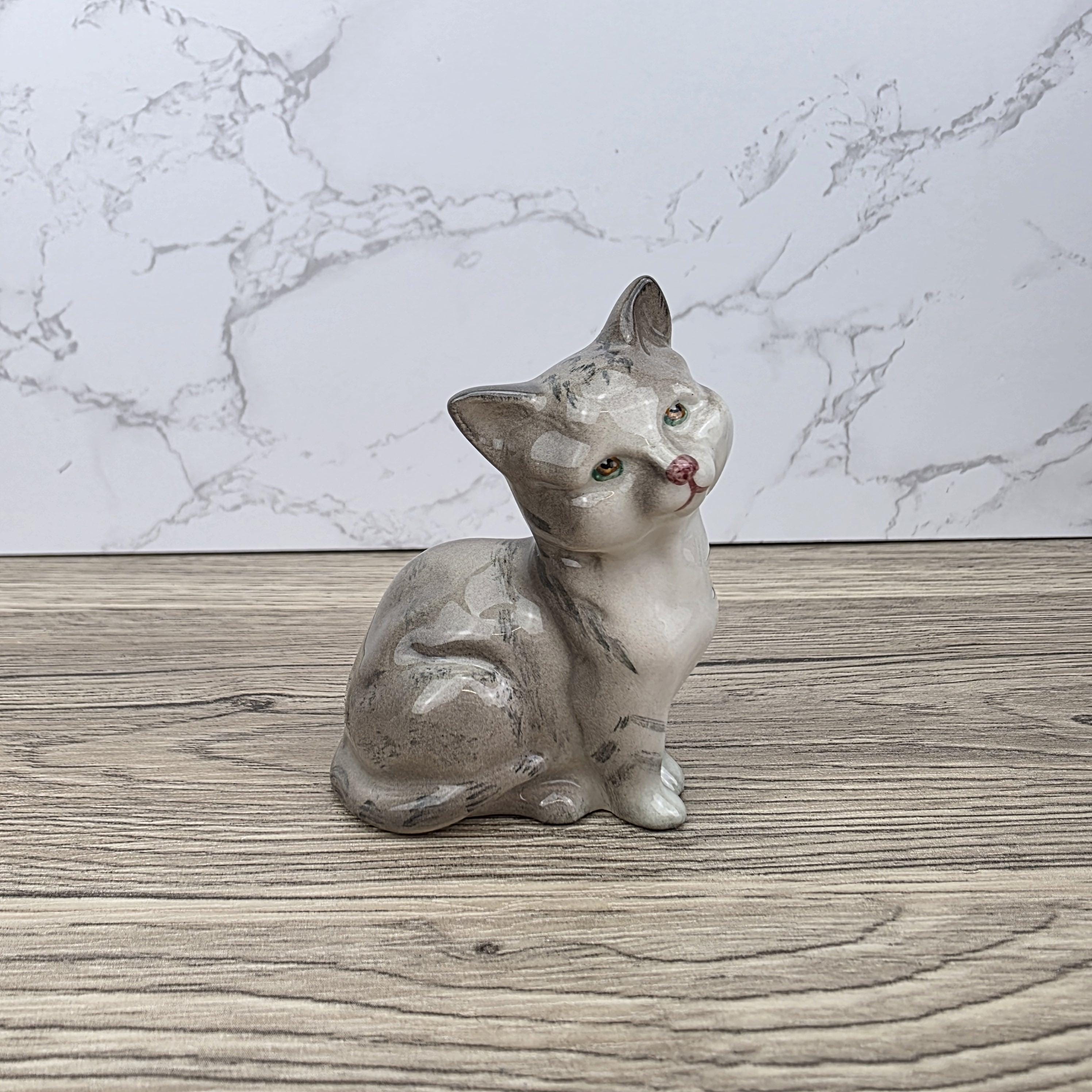 Royal Doulton Tabby Cat Figurine | HN2544 Grey Striped Cat | Vintage English Bone China Collectible