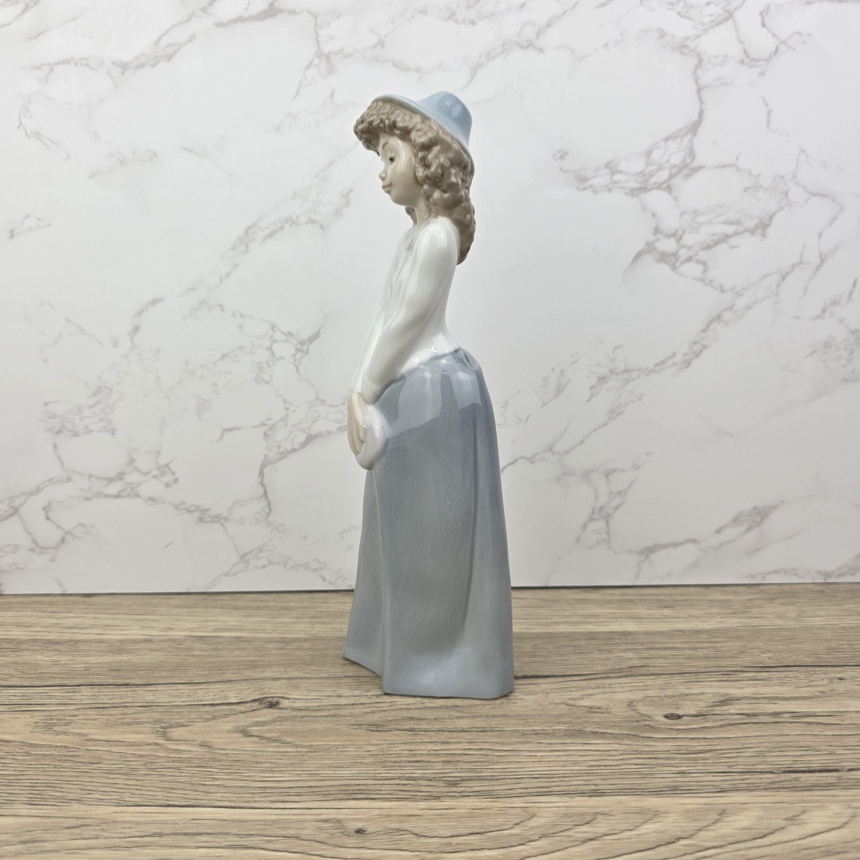 Collectible Vintage NAO by Lladro “Girl with Hat” Porcelain Figurine | Spain 1980s | Handcrafted Glazed