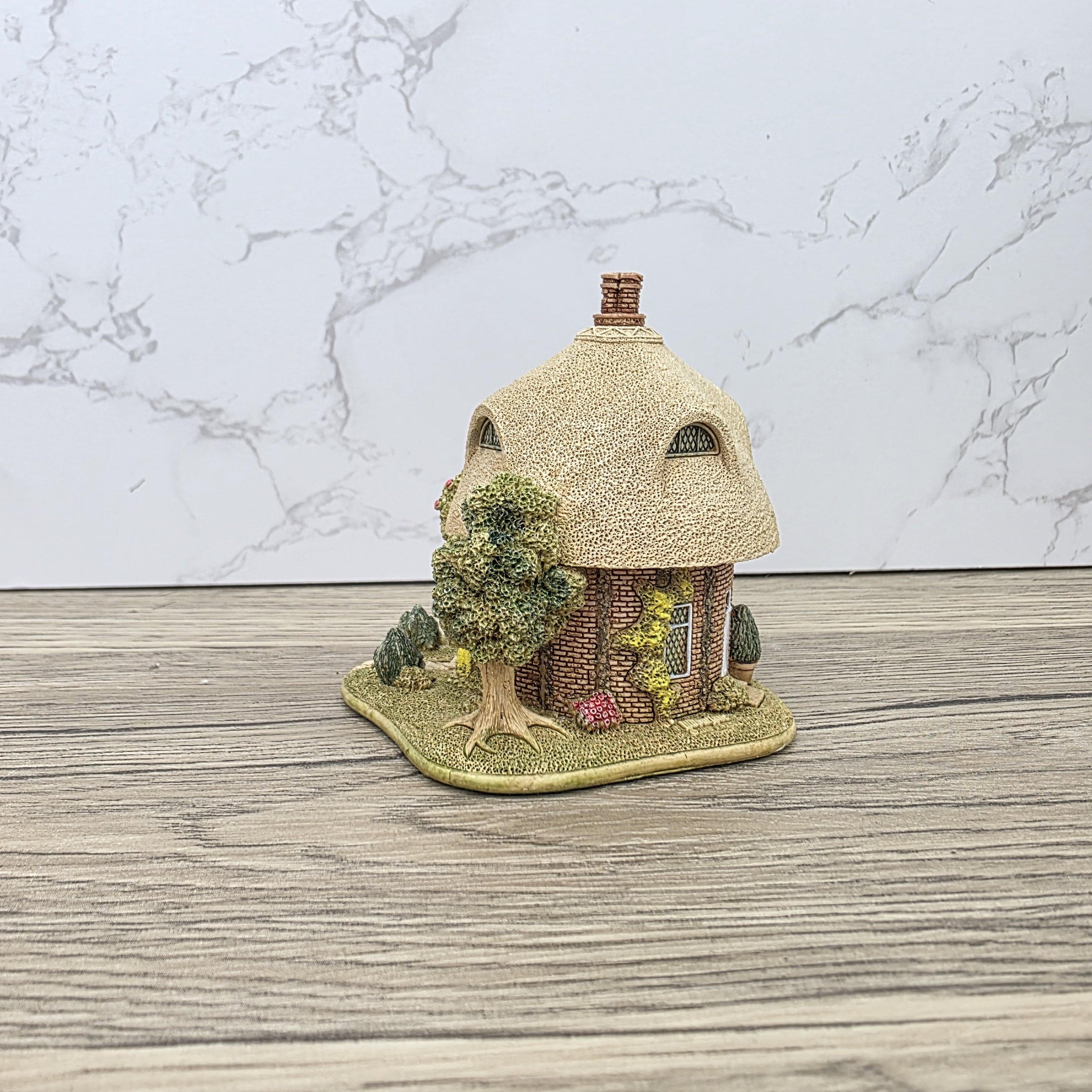 Vintage Lilliput Lane Sugar Mouse L2932 Collectors Club Cottage 2006 2007 Membership Figurine