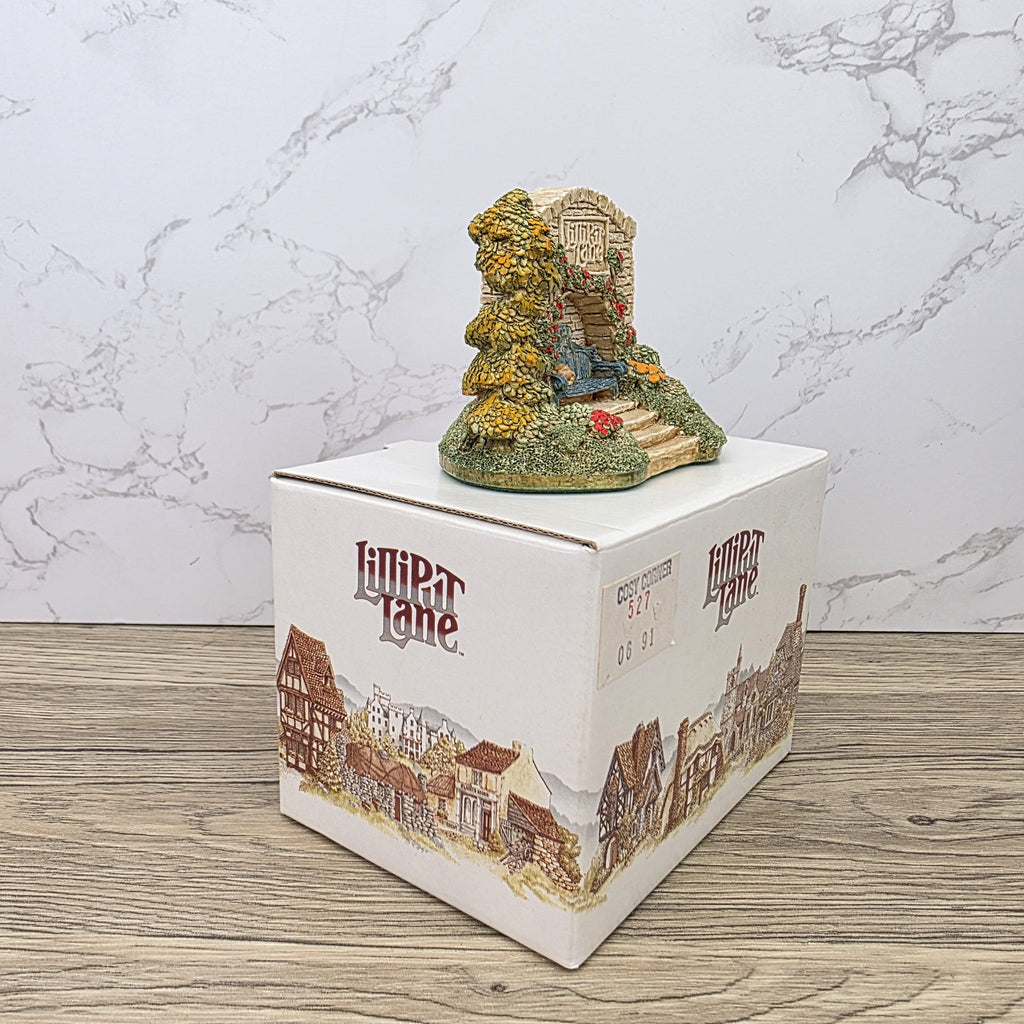 Lilliput Lane Cosy Corner 1990 Collectors Club Figurine | Handcrafted English Resin Garden Scene