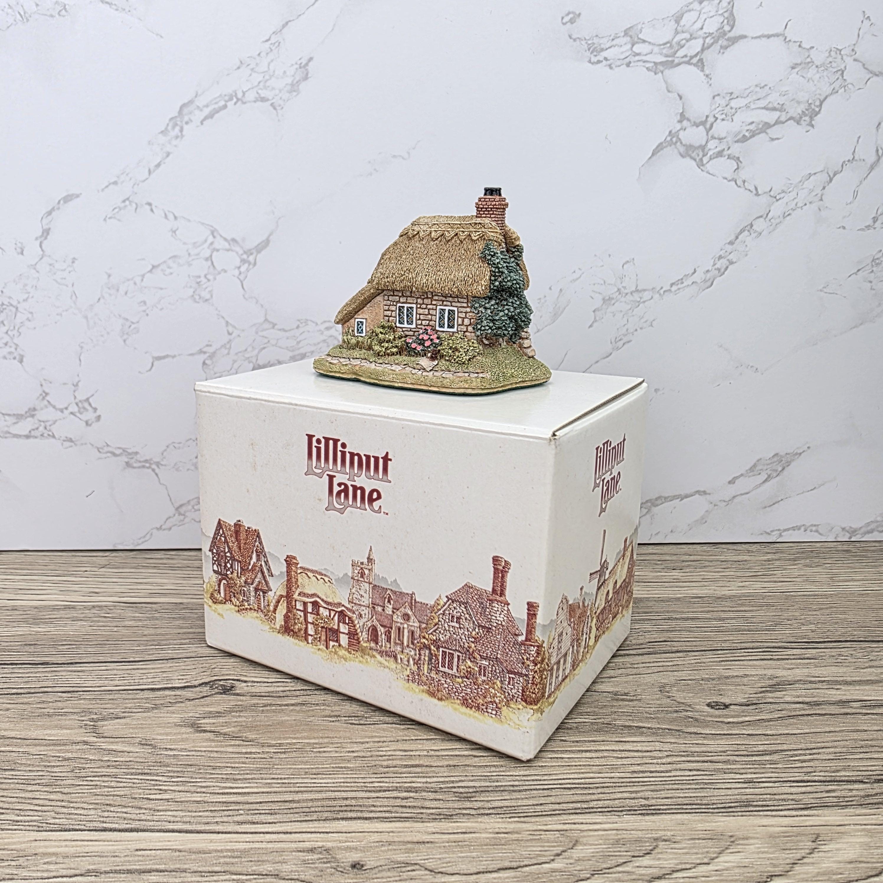 Lilliput Lane Applejack Cottage 1994 Figurine | Handcrafted English Resin Thatched House Miniature