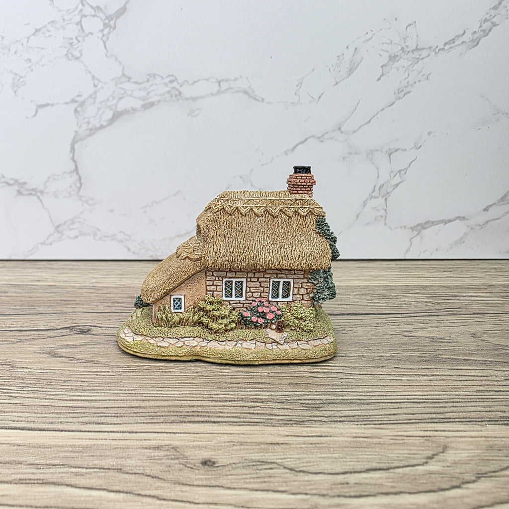 Lilliput Lane Applejack Cottage 1994 Figurine | Handcrafted English Resin Thatched House Miniature