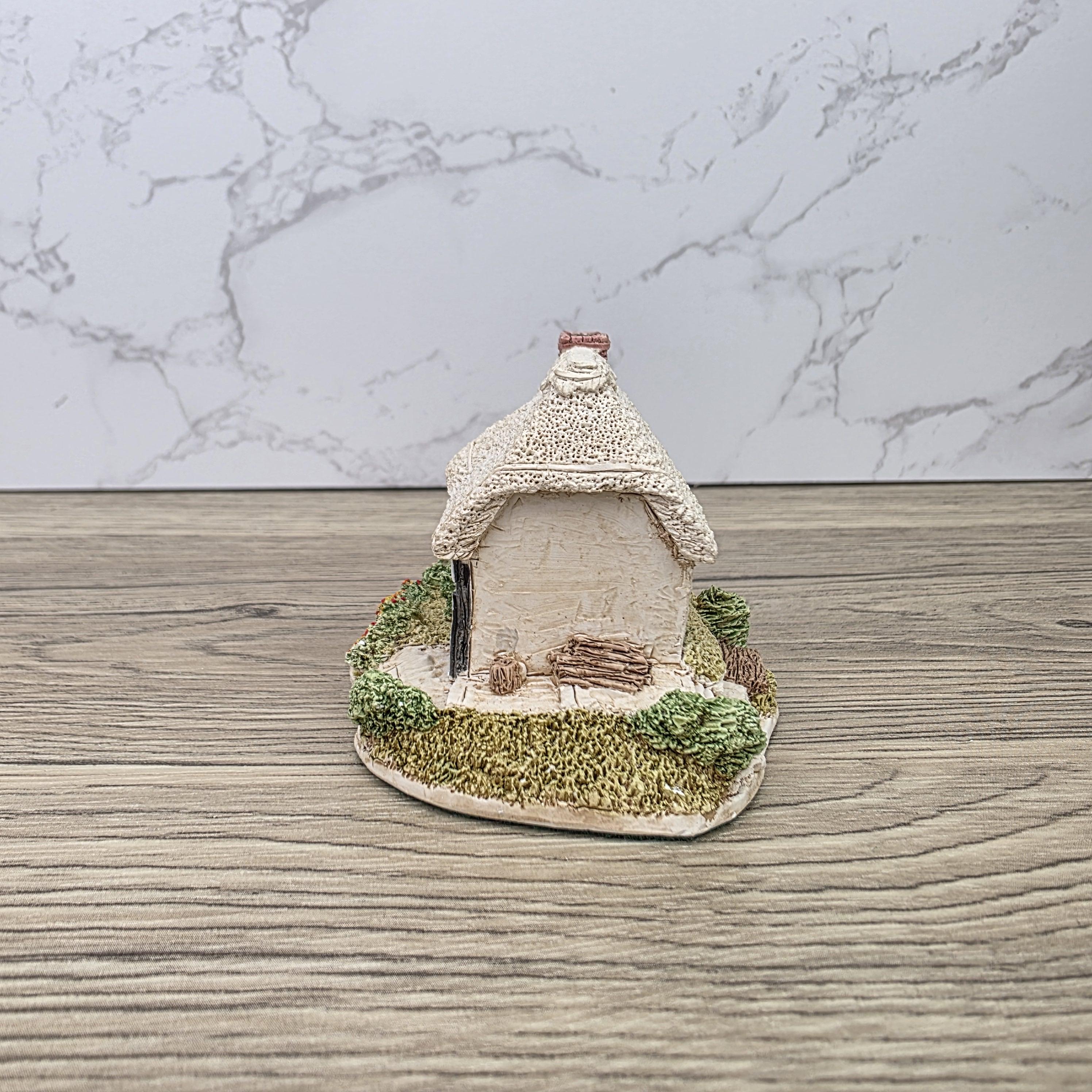 Lilliput Lane Riverview 1987 Cottage Figurine | Handcrafted English Resin Midlands Thatched House Model