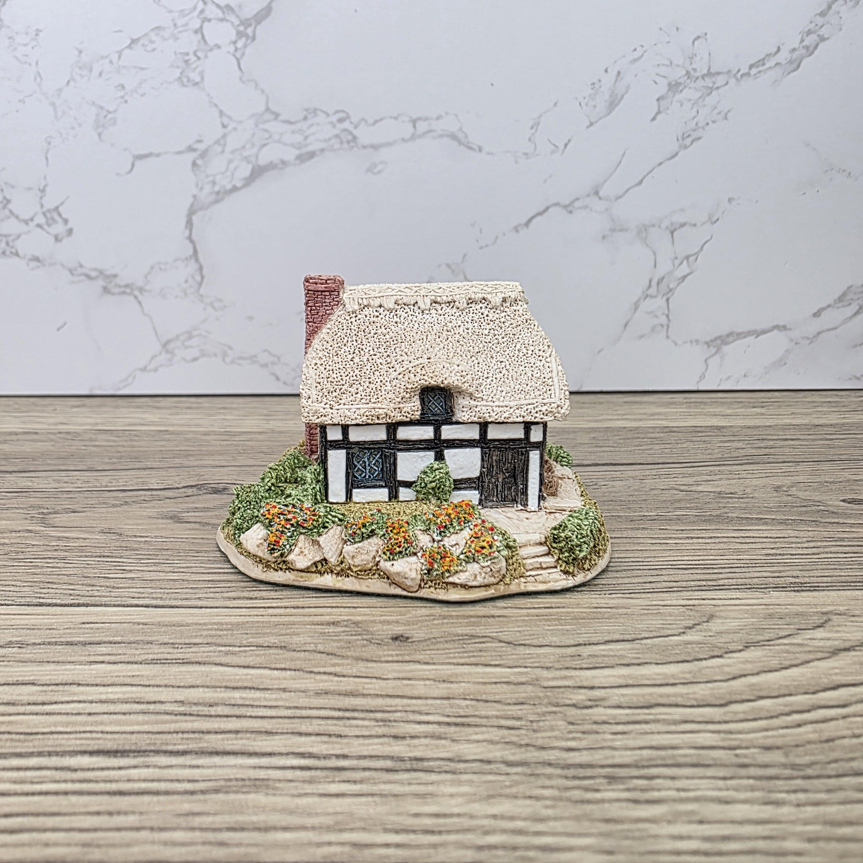 Lilliput Lane Riverview 1987 Cottage Figurine | Handcrafted English Resin Midlands Thatched House Model