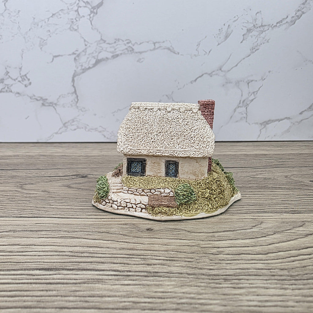Lilliput Lane Riverview 1987 Cottage Figurine | Handcrafted English Resin Midlands Thatched House Model
