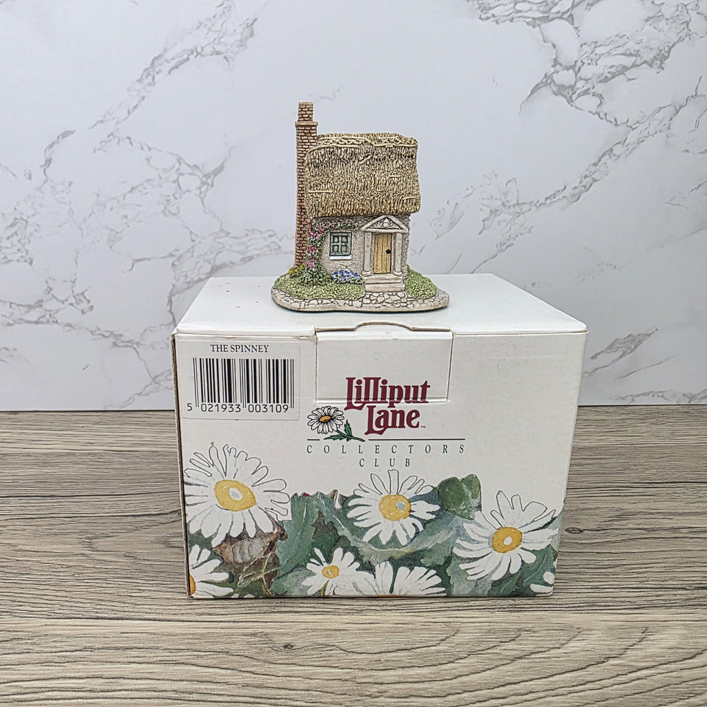 Lilliput Lane The Spinney Collectors Club 1993 Cottage Figurine With Box and Certificates