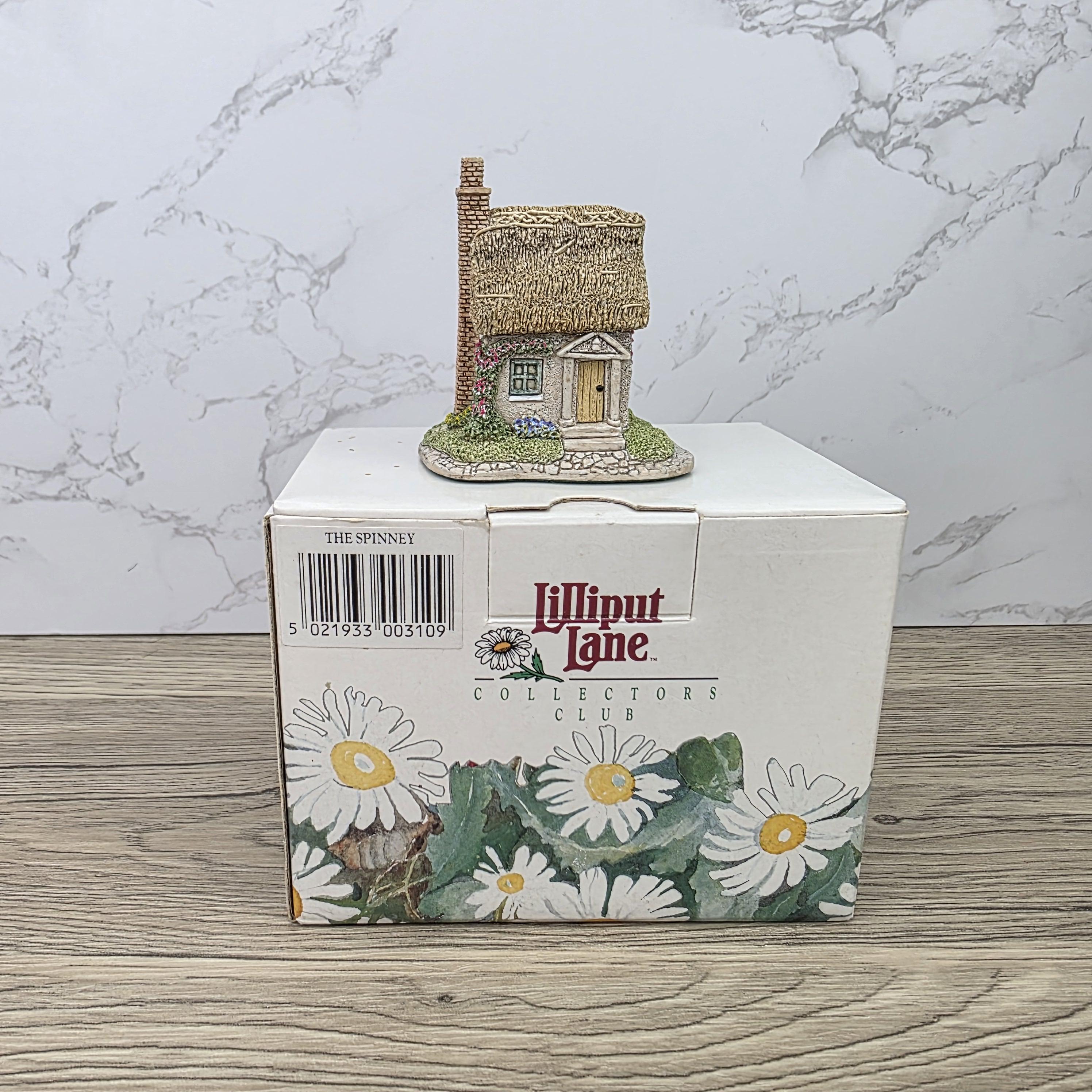 Lilliput Lane The Spinney Collectors Club 1993 Cottage Figurine With Box and Certificates