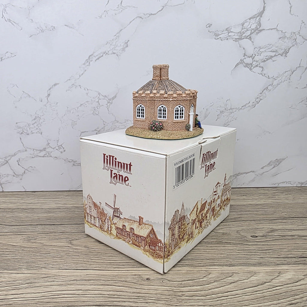 Lilliput Lane Wycombe Toll House 1994 Special Edition Figurine With Box and Certificates
