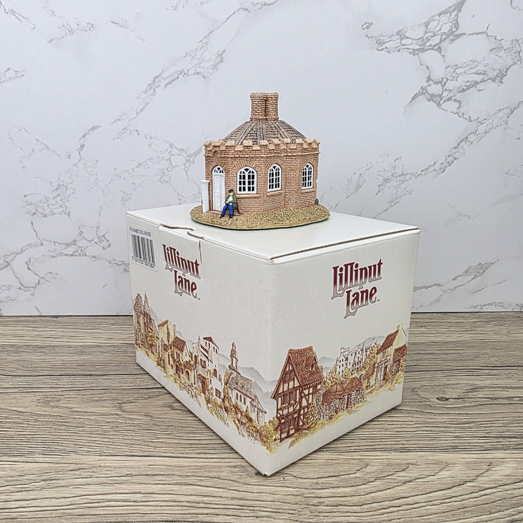 Lilliput Lane Wycombe Toll House 1994 Special Edition Figurine With Box and Certificates