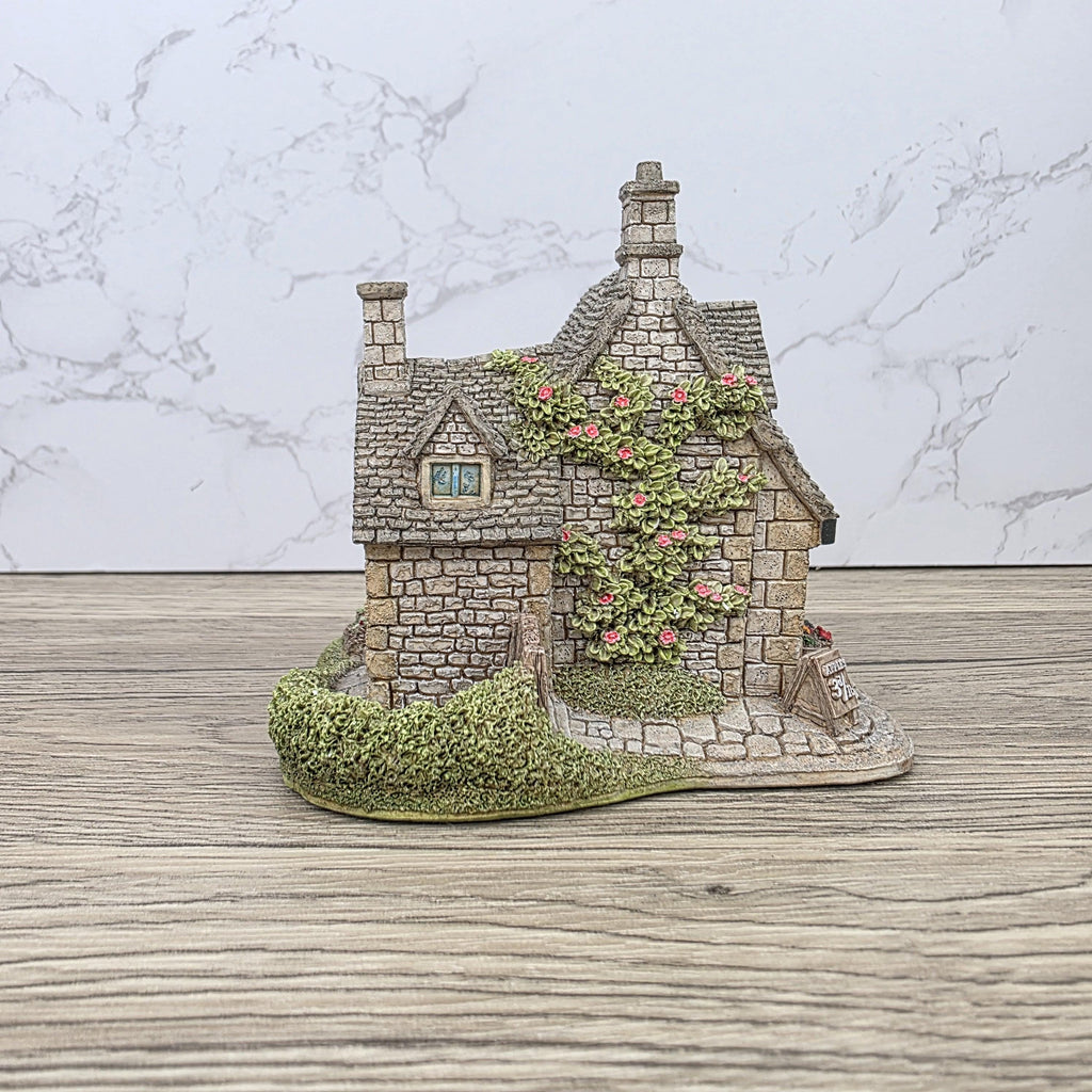 Vintage Lilliput Lane The Greengrocers 1991 Collectible Village Shops Cottage Figurine With Original Box and Deeds