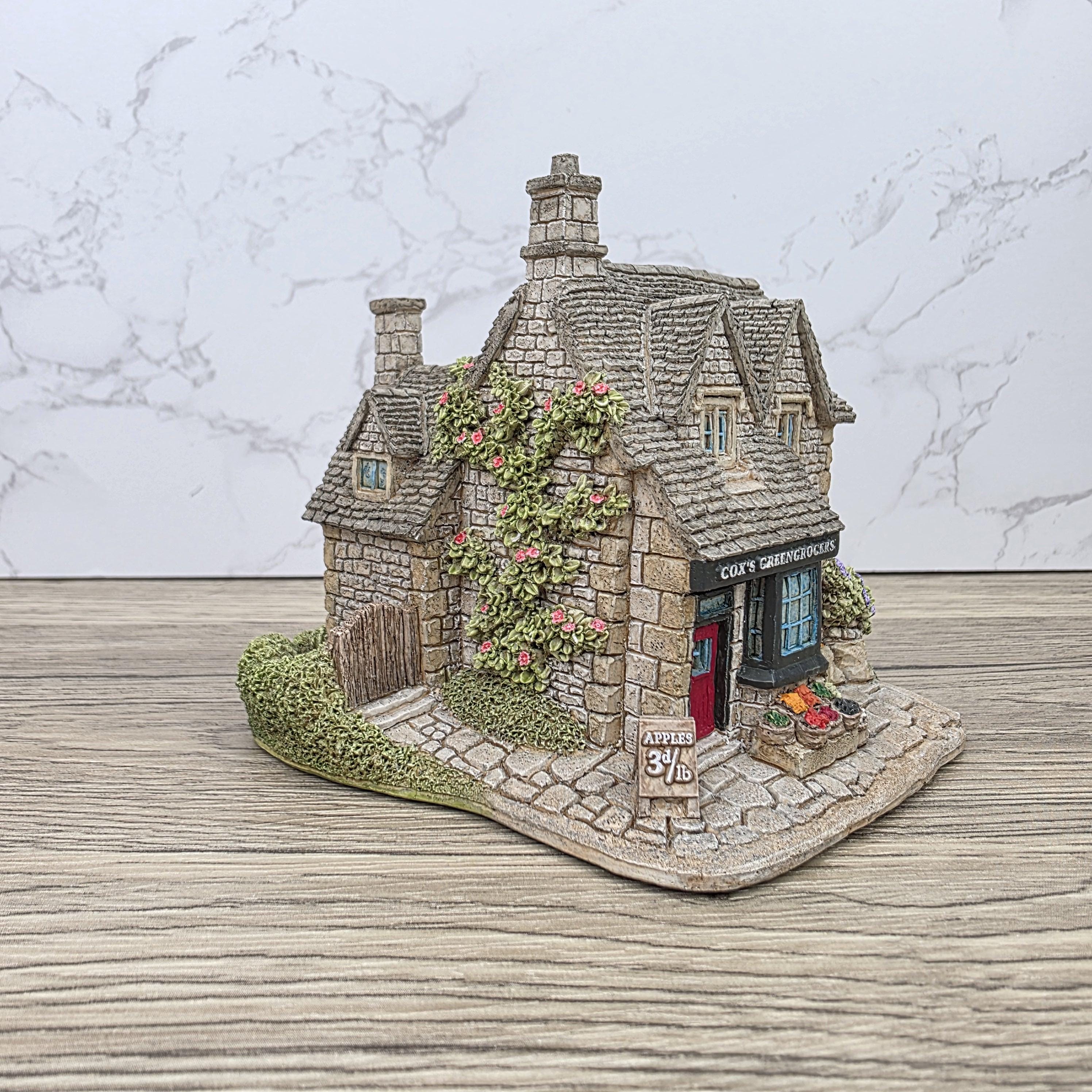 Vintage Lilliput Lane The Greengrocers 1991 Collectible Village Shops Cottage Figurine With Original Box and Deeds