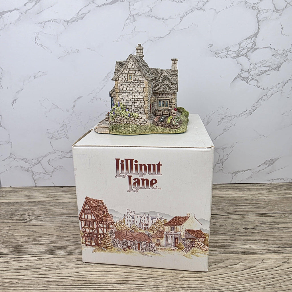 Vintage Lilliput Lane The Greengrocers 1991 Collectible Village Shops Cottage Figurine With Original Box and Deeds