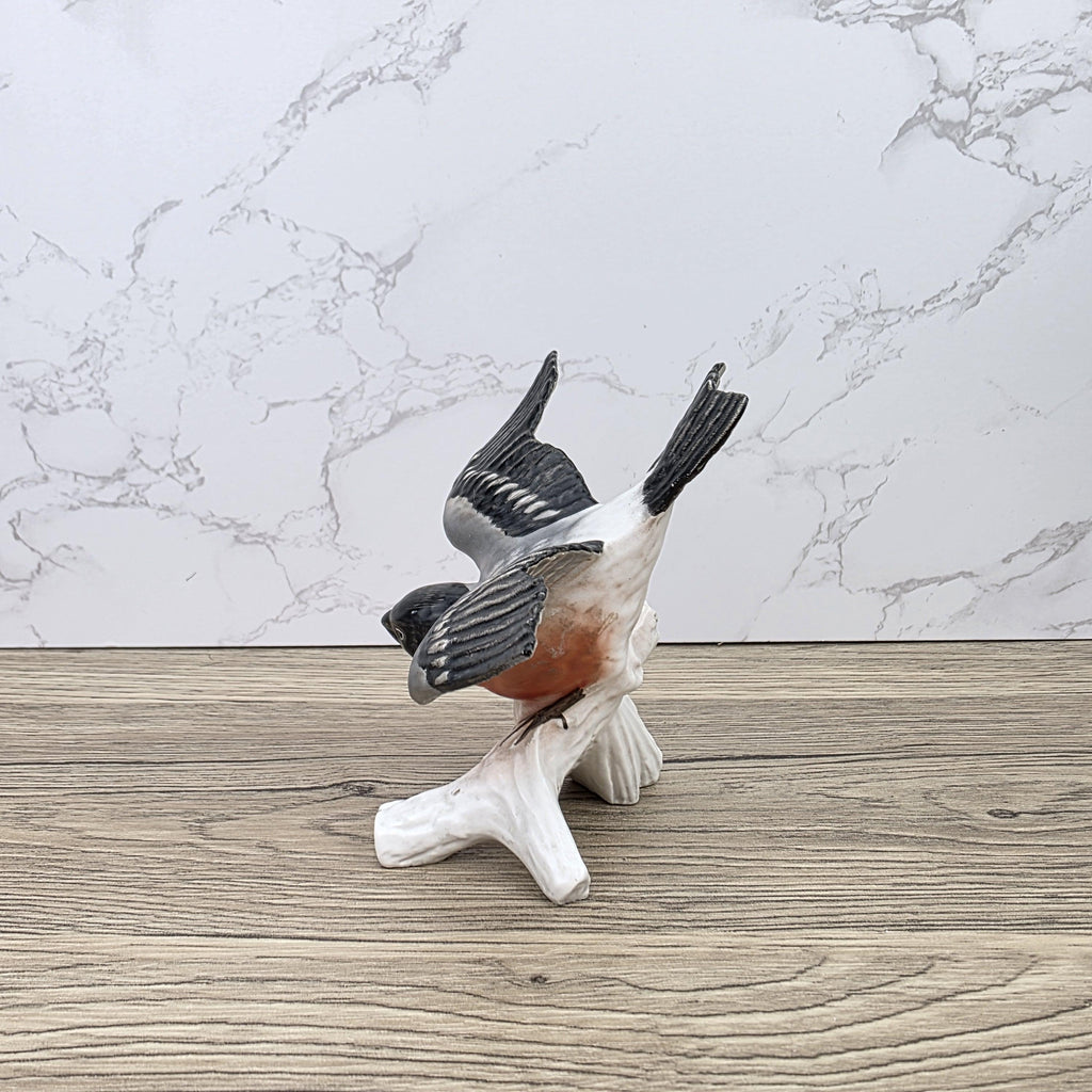 Vintage Hummel F&W Goebel CV62 Porcelain Bullfinch Bird Figurine 1976 Model 38 018-11 German Sculpture