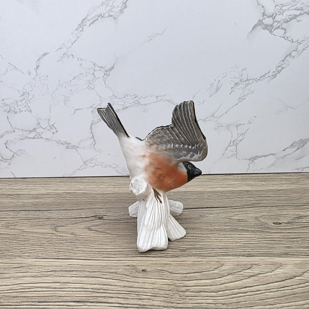 Vintage Hummel F&W Goebel CV62 Porcelain Bullfinch Bird Figurine 1976 Model 38 018-11 German Sculpture