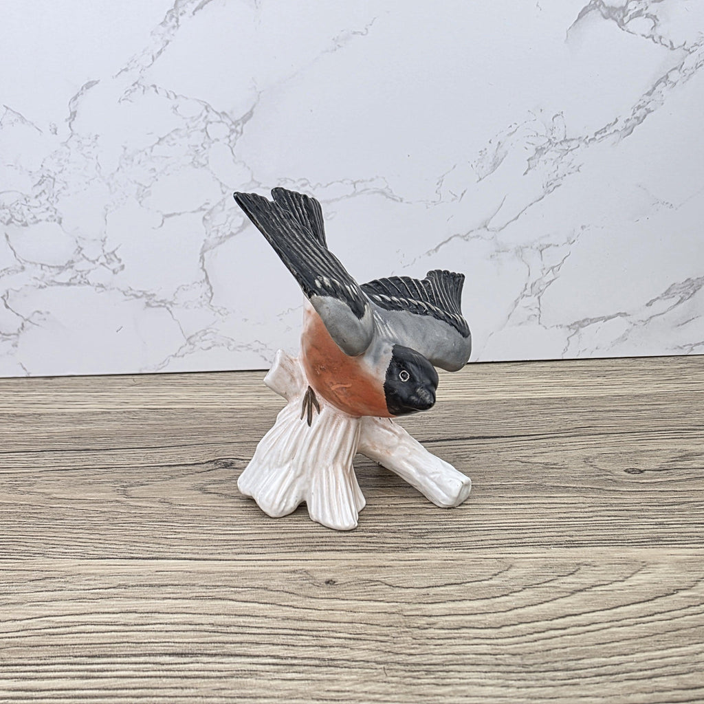 Vintage Hummel F&W Goebel CV62 Porcelain Bullfinch Bird Figurine 1976 Model 38 018-11 German Sculpture