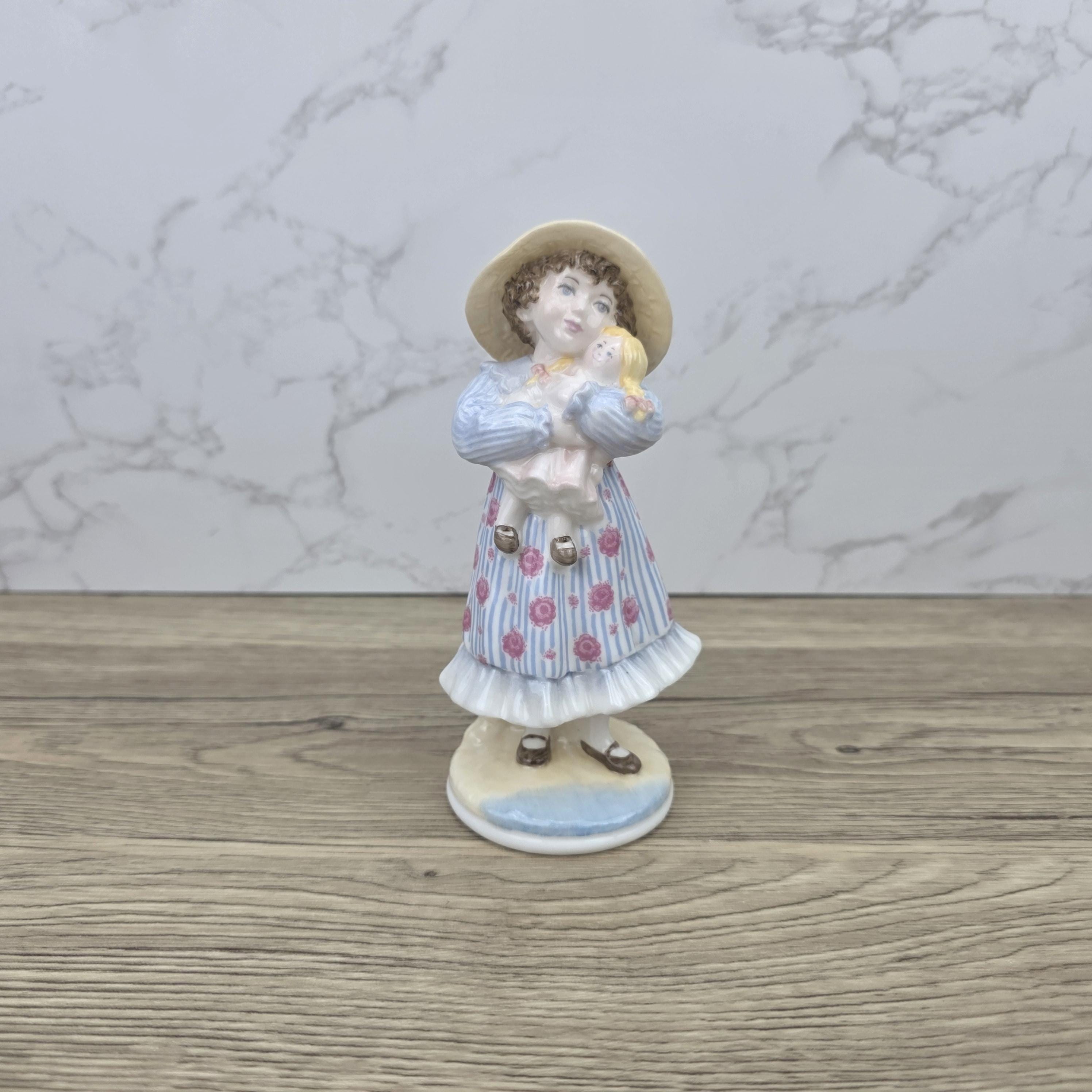 Raggetty Anne Coalport Faye Whittaker Limited Edition Bone China Figurine Vintage Collectible Figure