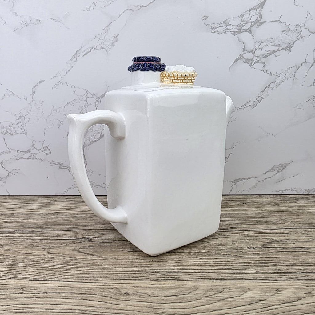 Ceramic Retro Refrigerator Teapot with Jam Lid Design | Vintage Kitchen Decor Collectible Display Piece