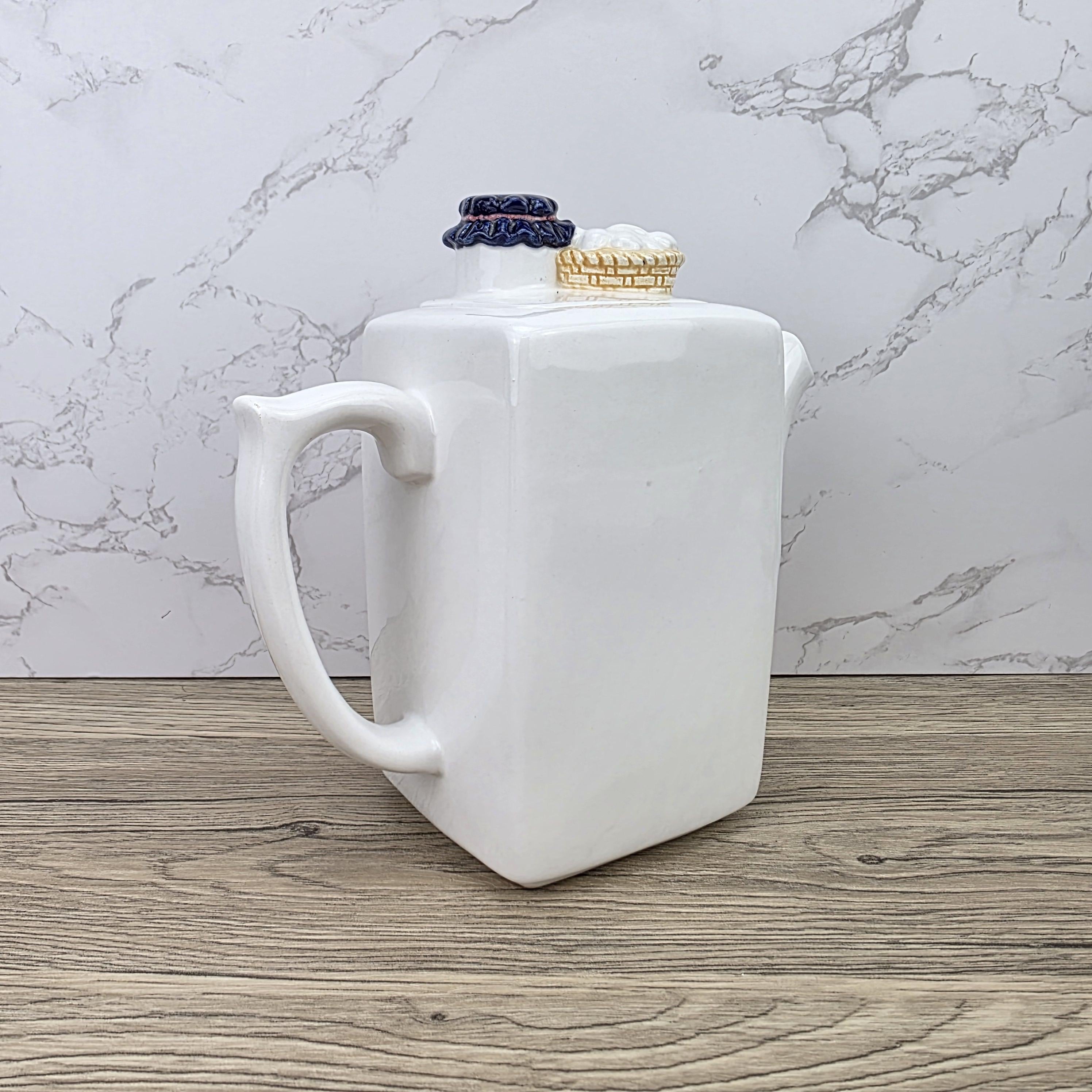 Ceramic Retro Refrigerator Teapot with Jam Lid Design | Vintage Kitchen Decor Collectible Display Piece