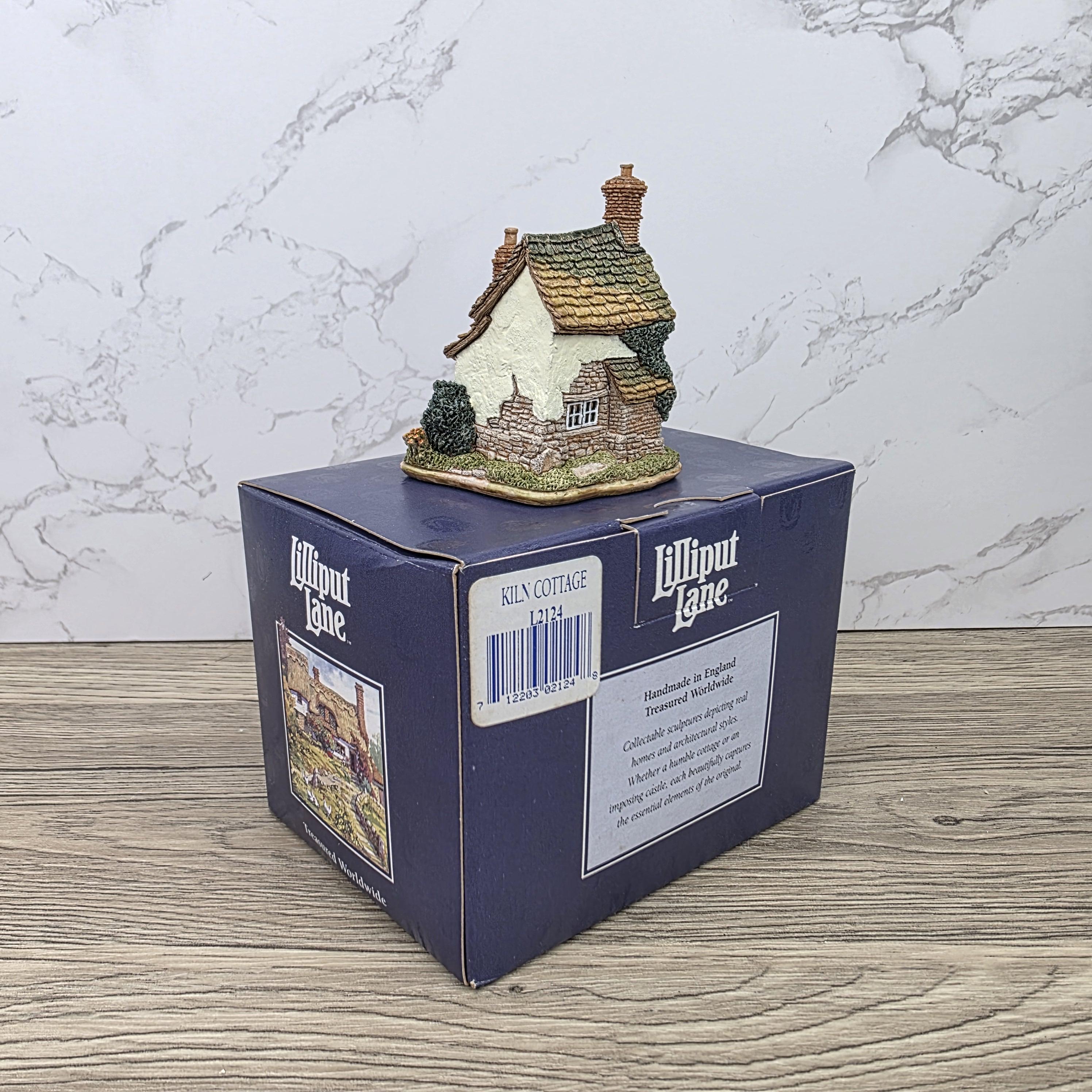 Vintage 1998 Lilliput Lane Kiln Cottage LN2124 Collectors Club Figurine With COA In Box