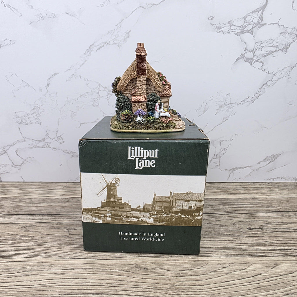 Vintage Lilliput Lane Fresh Today L2256 Cottage Figure with Box | 1999 Membership Piece