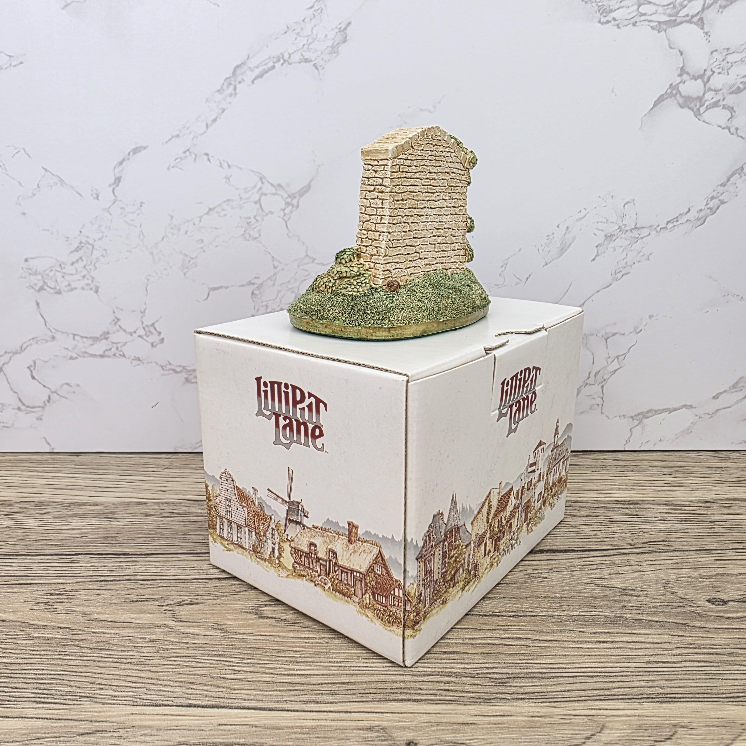 Lilliput Lane Cosy Corner 1990 Collectors Club Figurine | Handcrafted English Resin Garden Scene