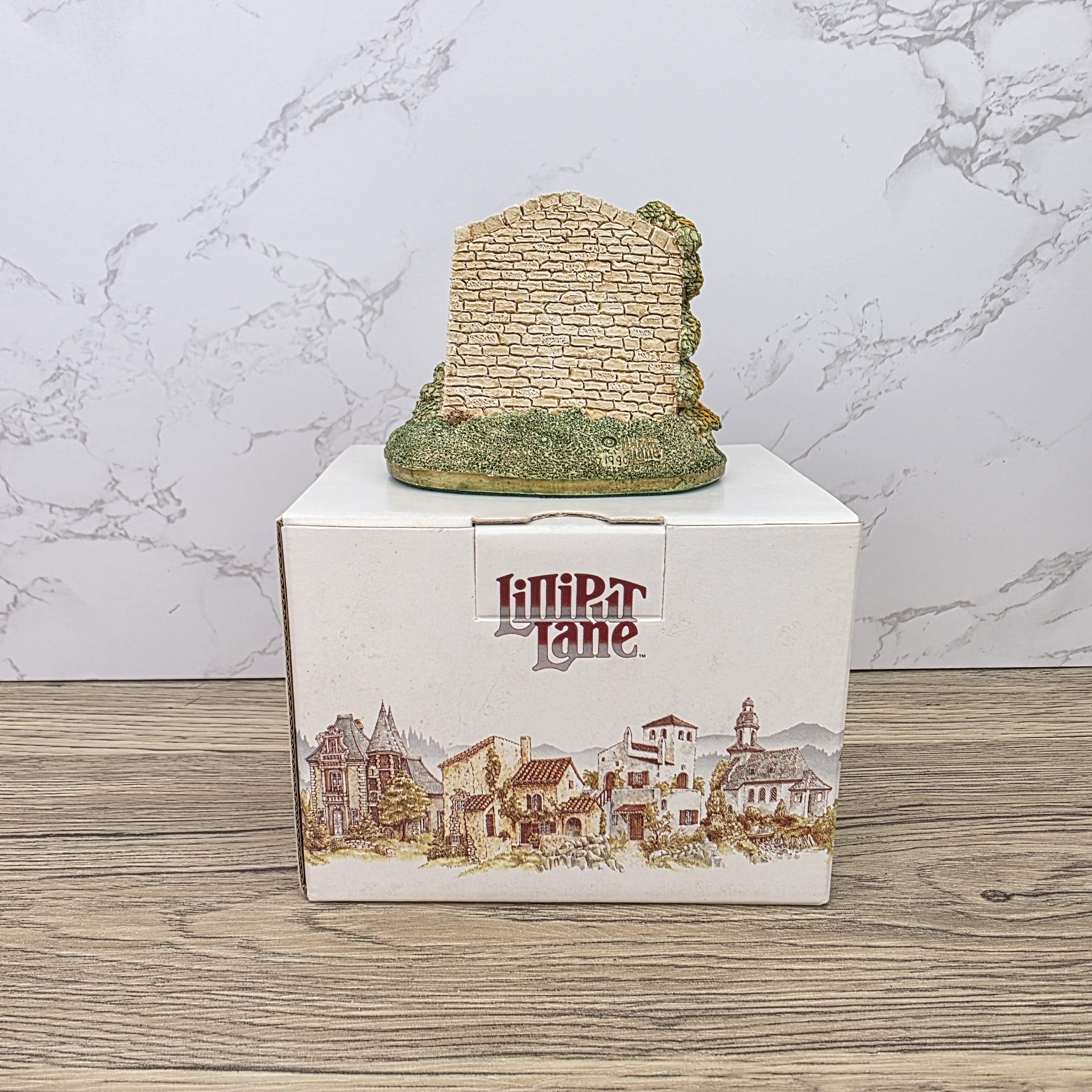 Lilliput Lane Cosy Corner 1990 Collectors Club Figurine | Handcrafted English Resin Garden Scene