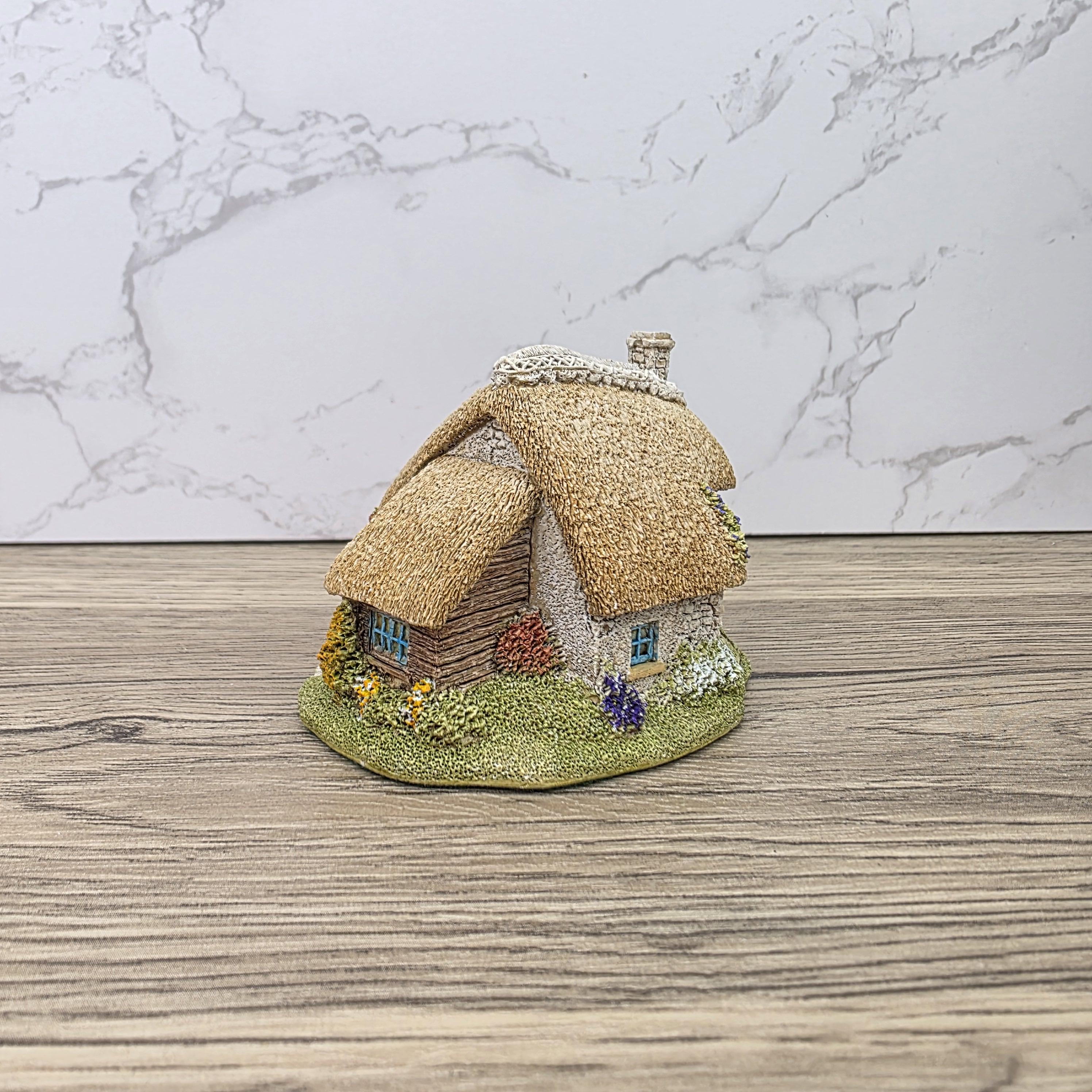 Lilliput Lane Puddlebrook 1991 Collectors Club Cottage | Handcrafted English Resin Thatched House Figurine