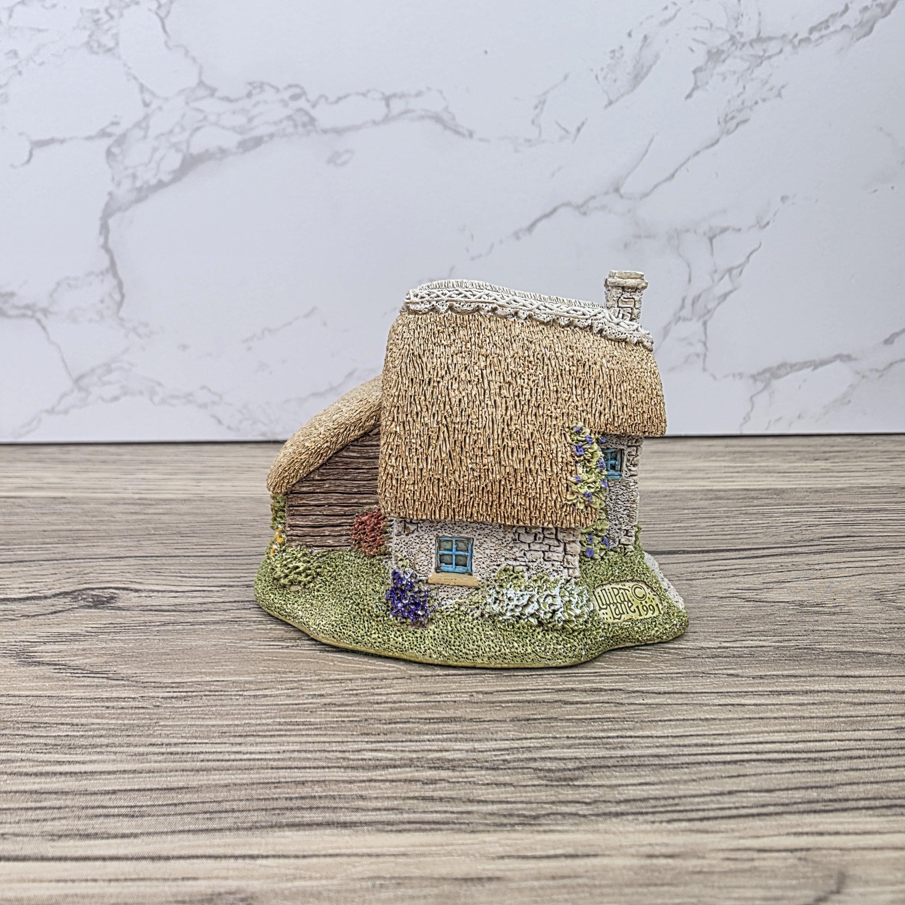 Lilliput Lane Puddlebrook 1991 Collectors Club Cottage | Handcrafted English Resin Thatched House Figurine