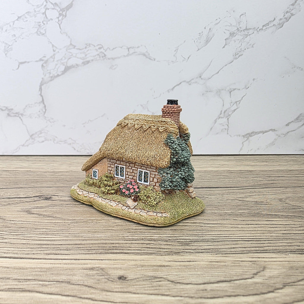 Lilliput Lane Applejack Cottage 1994 Figurine | Handcrafted English Resin Thatched House Miniature