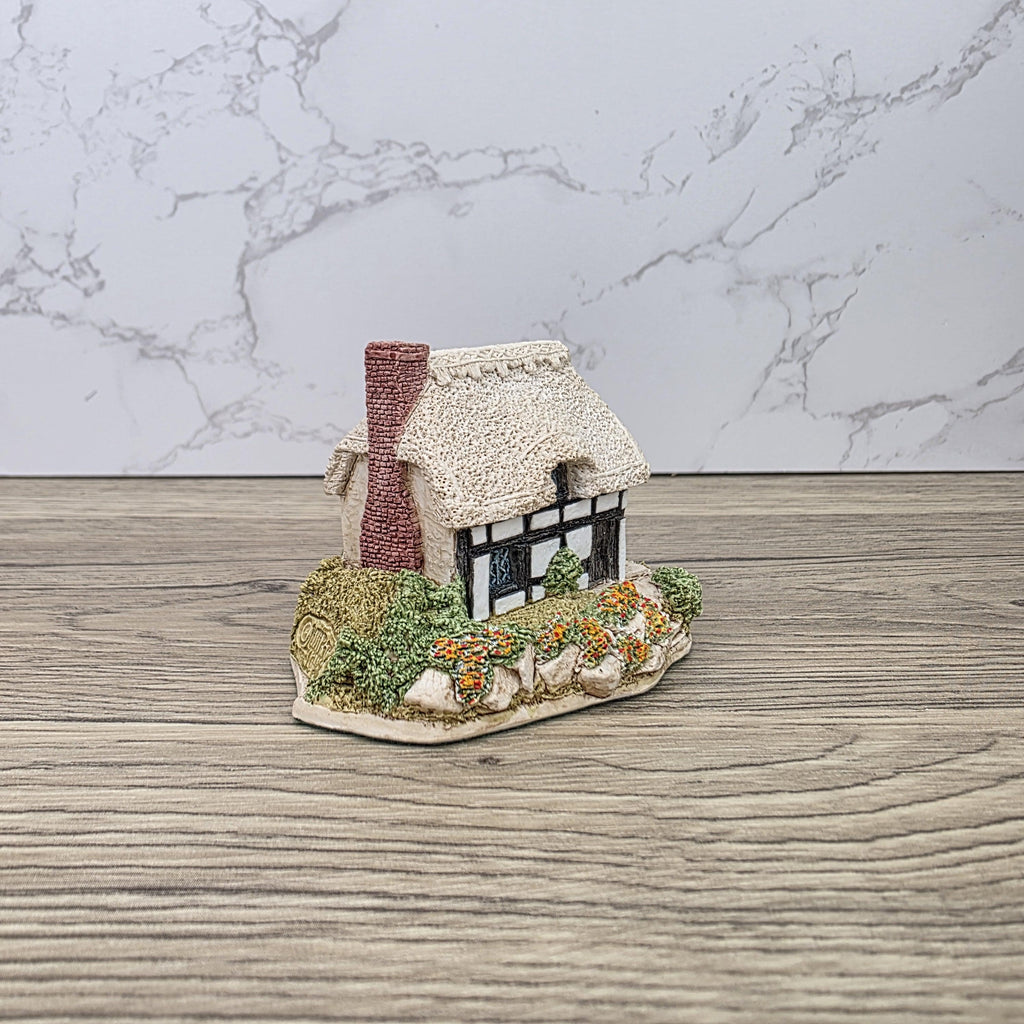 Lilliput Lane Riverview 1987 Cottage Figurine | Handcrafted English Resin Midlands Thatched House Model