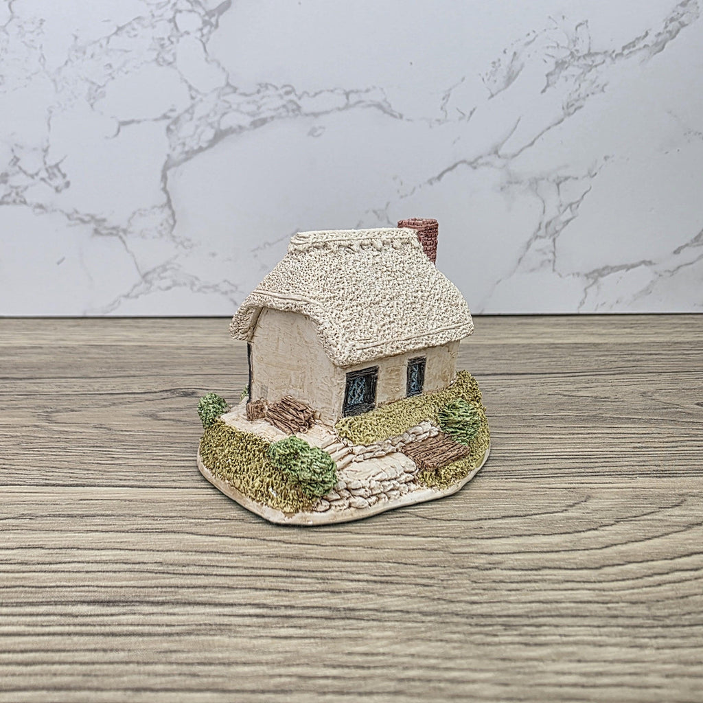 Lilliput Lane Riverview 1987 Cottage Figurine | Handcrafted English Resin Midlands Thatched House Model