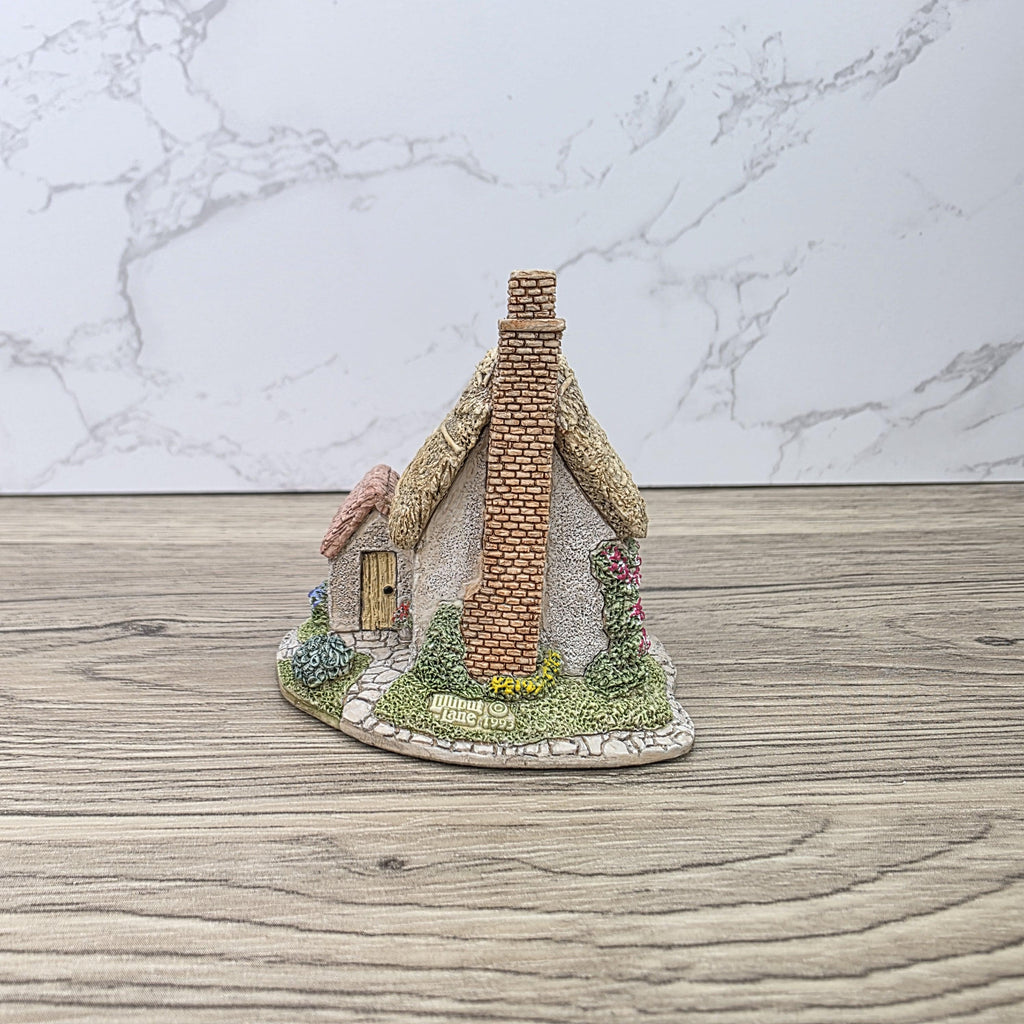 Lilliput Lane The Spinney Collectors Club 1993 Cottage Figurine With Box and Certificates