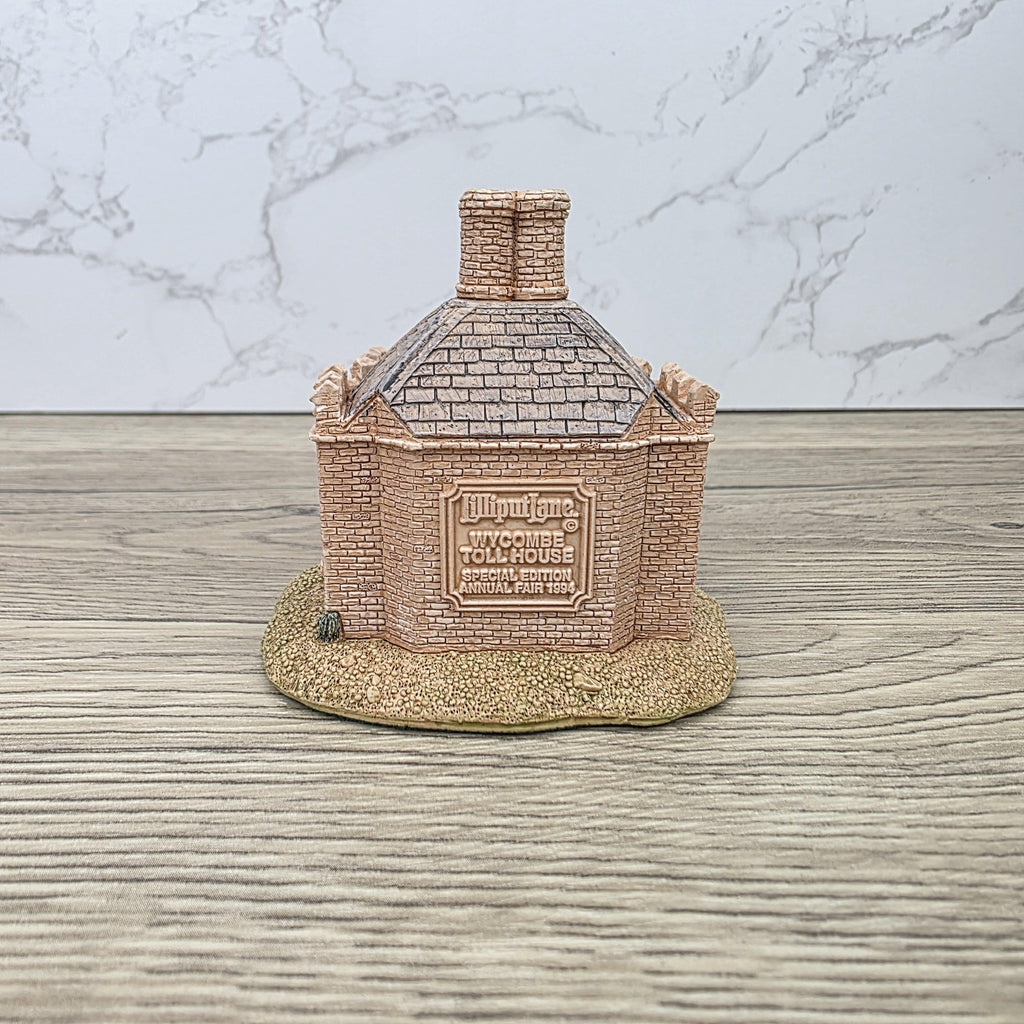 Lilliput Lane Wycombe Toll House 1994 Special Edition Figurine With Box and Certificates