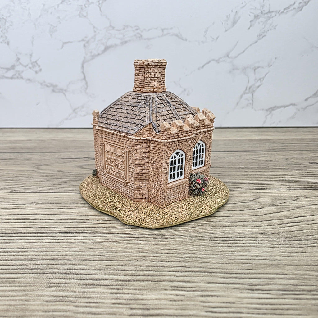 Lilliput Lane Wycombe Toll House 1994 Special Edition Figurine With Box and Certificates
