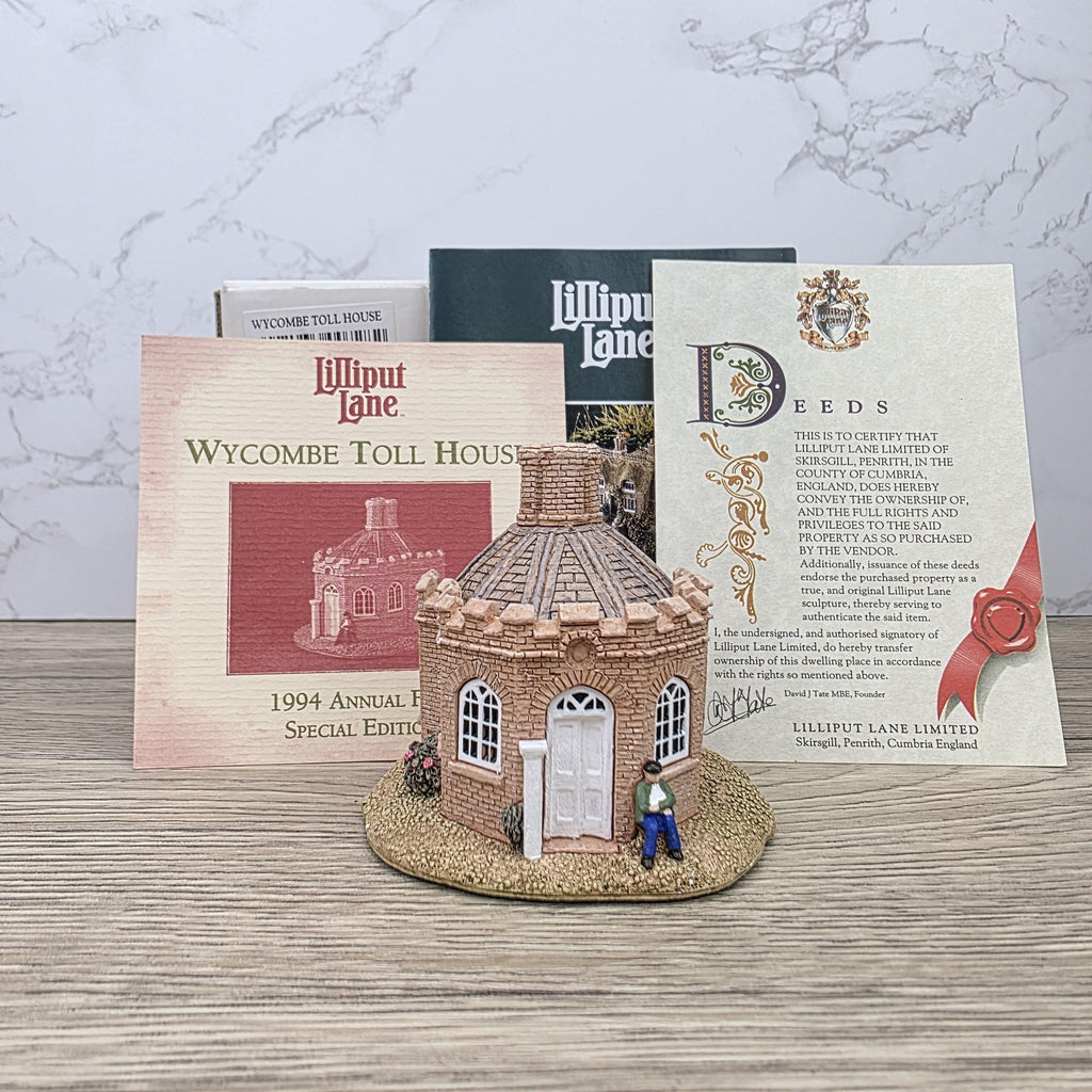 Lilliput Lane Wycombe Toll House 1994 Special Edition Figurine With Box and Certificates
