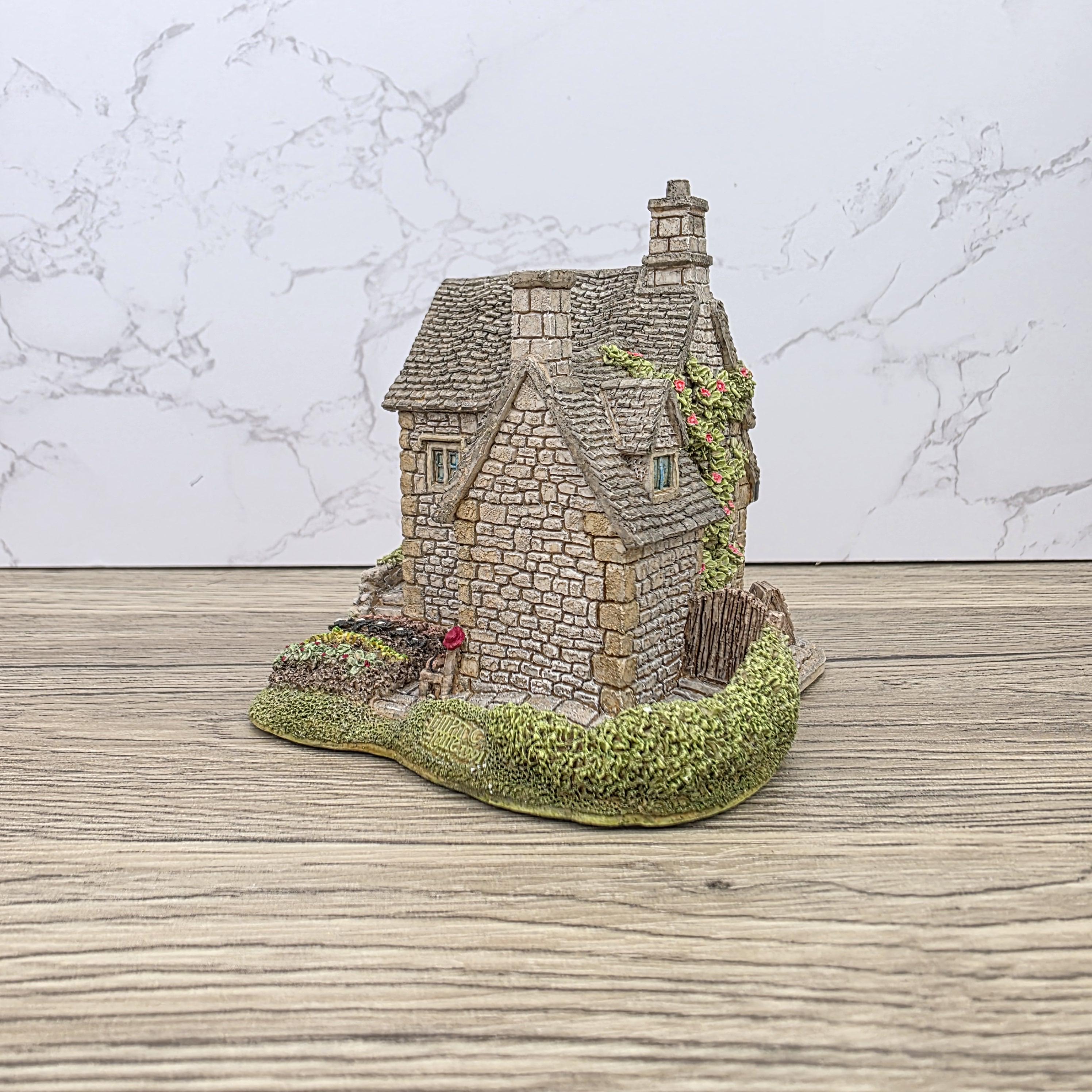 Vintage Lilliput Lane The Greengrocers 1991 Collectible Village Shops Cottage Figurine With Original Box and Deeds