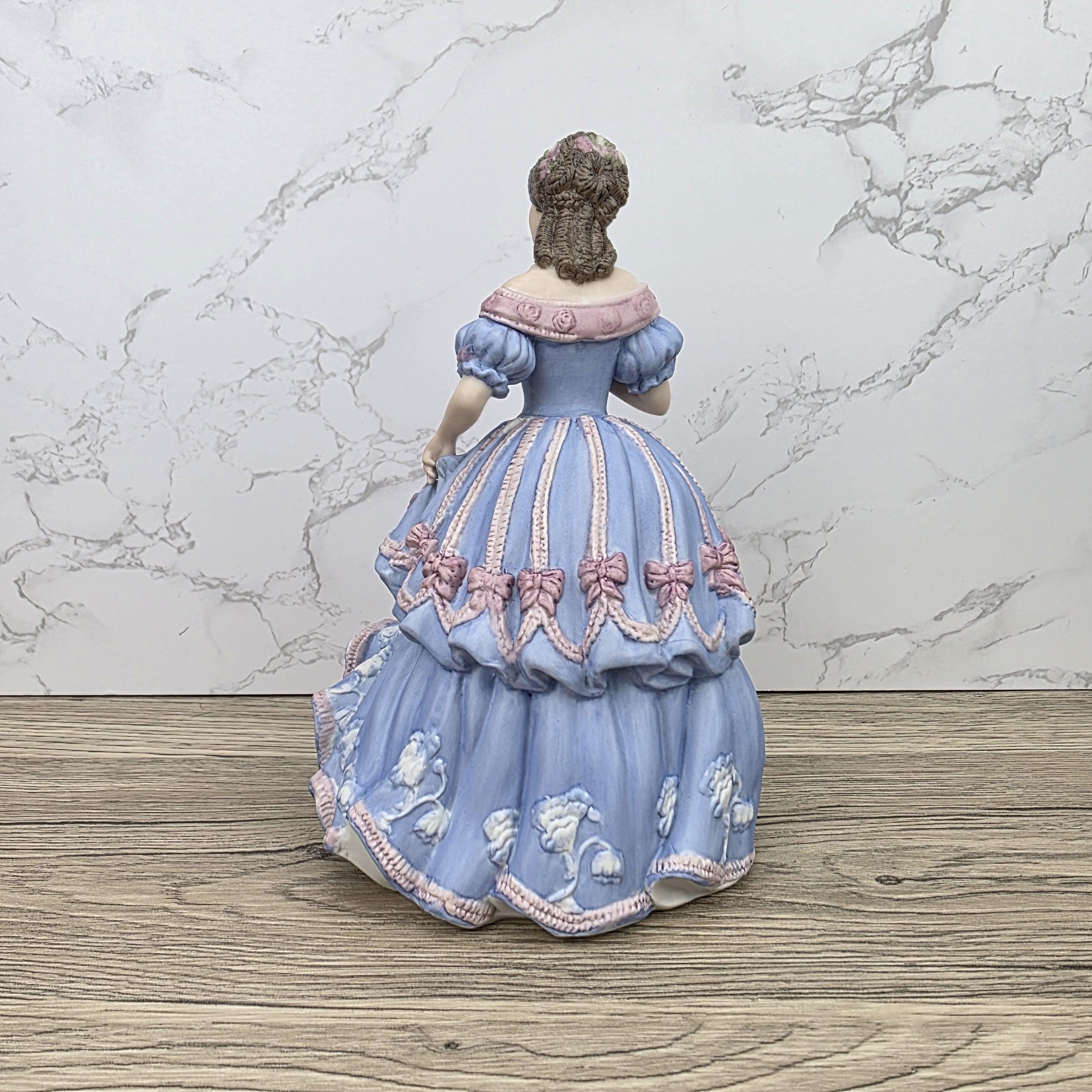 Wedgwood Imperial Banquet 1855 Limited Edition Fine Porcelain Lady Figurine No1125 Vintage Collectible