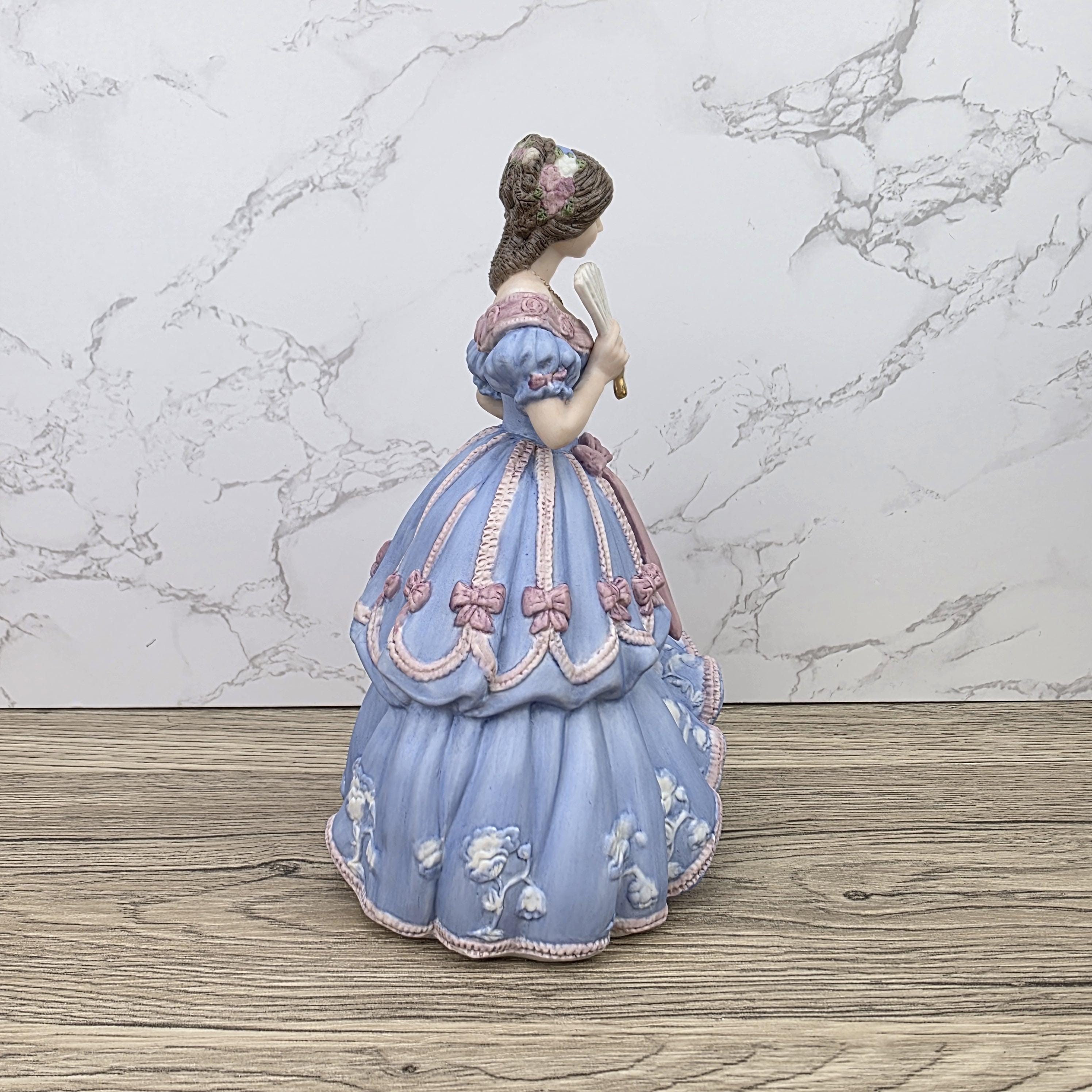 Wedgwood Imperial Banquet 1855 Limited Edition Fine Porcelain Lady Figurine No1125 Vintage Collectible