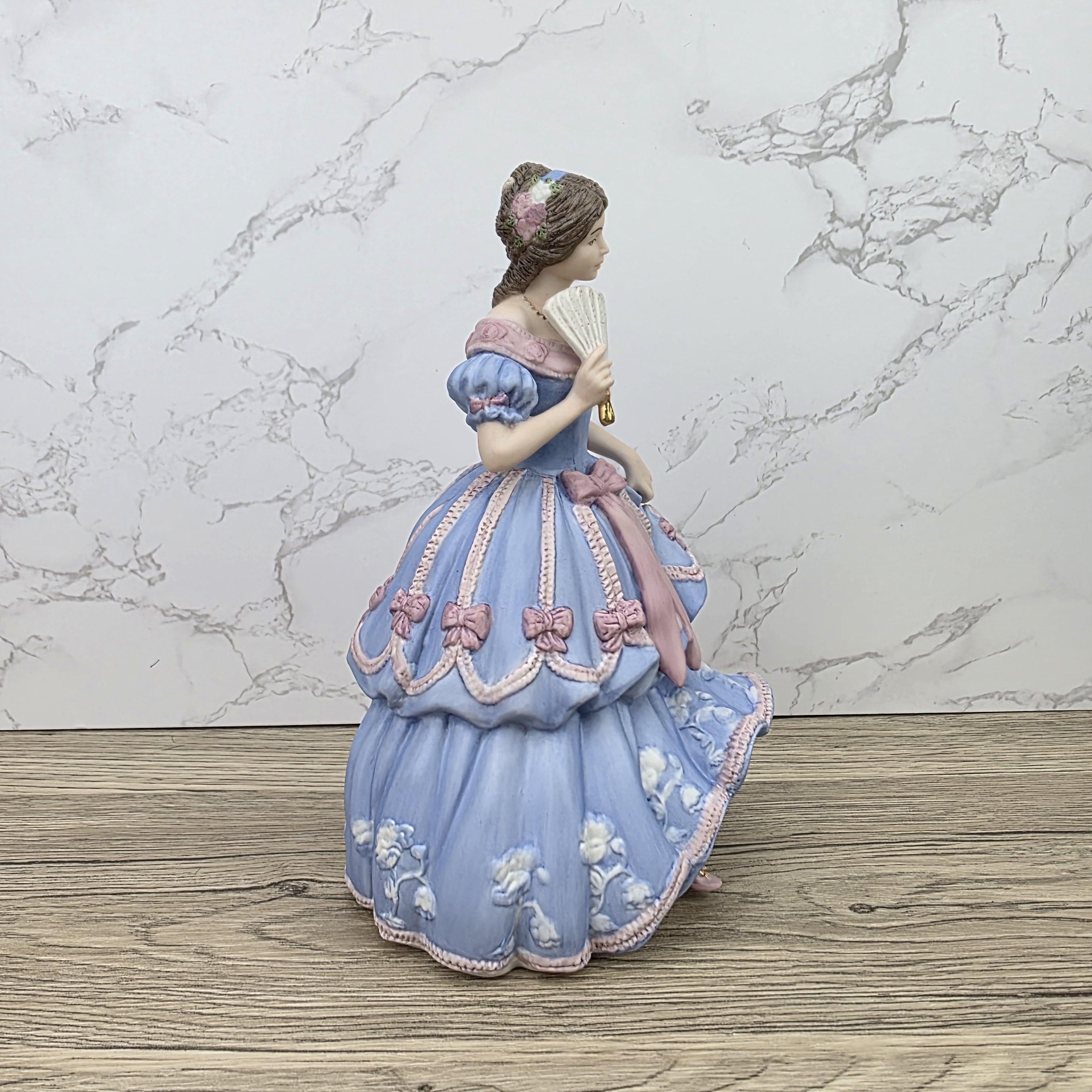Wedgwood Imperial Banquet 1855 Limited Edition Fine Porcelain Lady Figurine No1125 Vintage Collectible