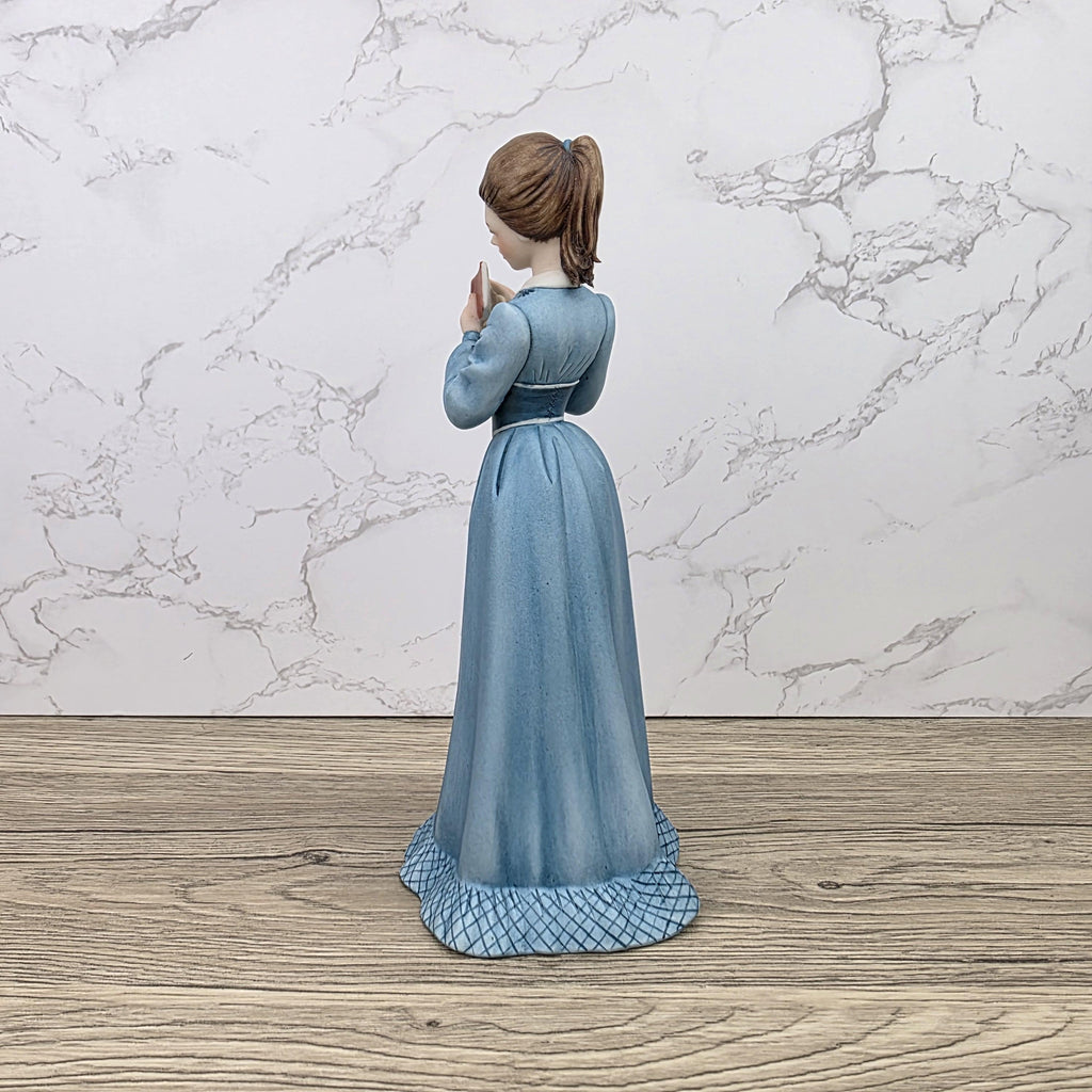 Capodimonte Italy Fine Porcelain Lady Reading Book Figurine Vintage Hand Painted Collectible Decorative Statue